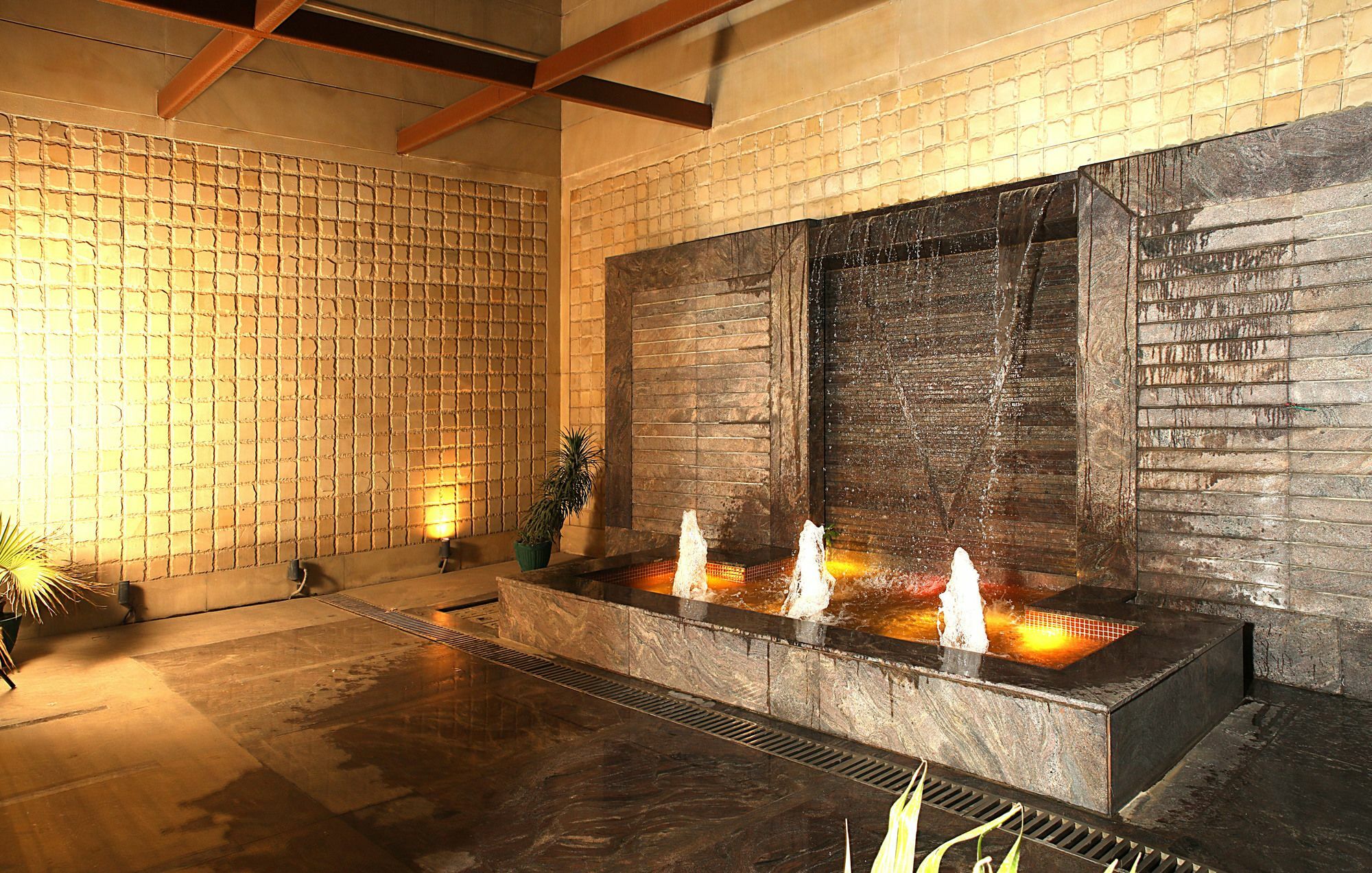 Hotel Inde Signature Tower 3*