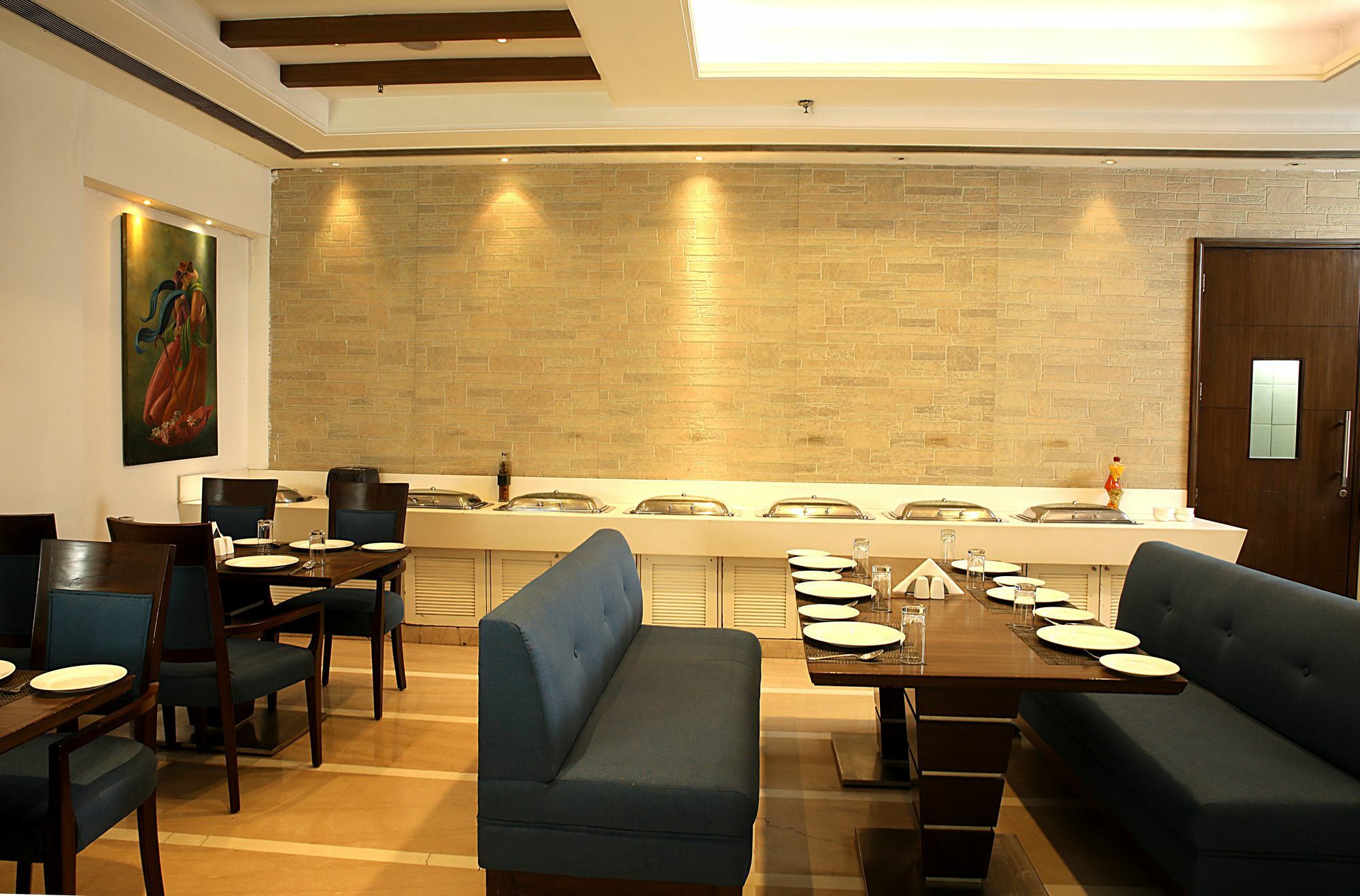 Inde Signature Tower Hotel 3*