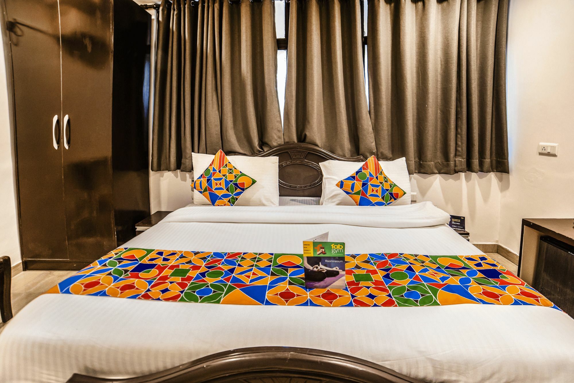 Fabhotel Maple House Phase V Gurgaon