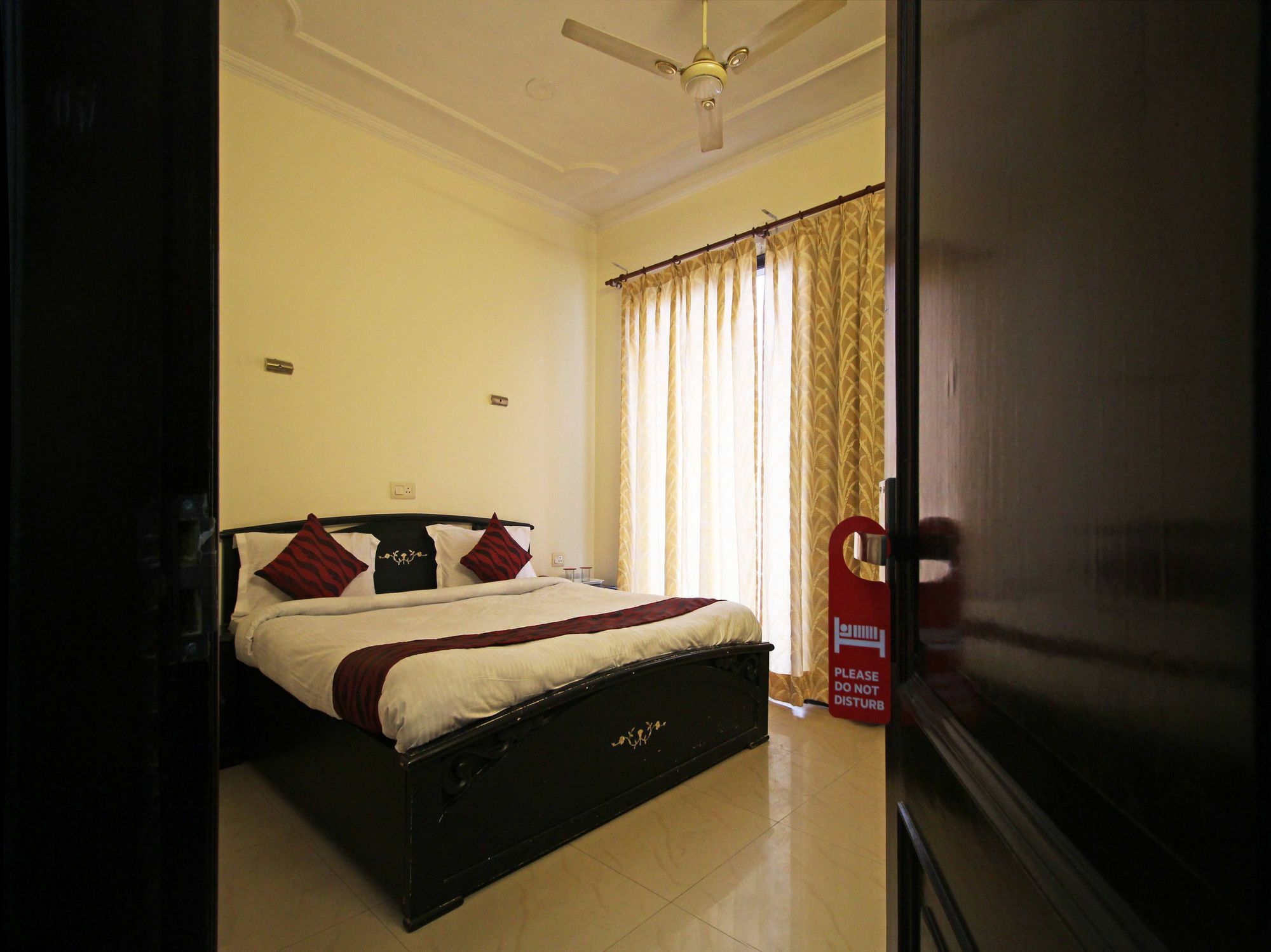 Oyo 5118 Dreams Residency Hotel