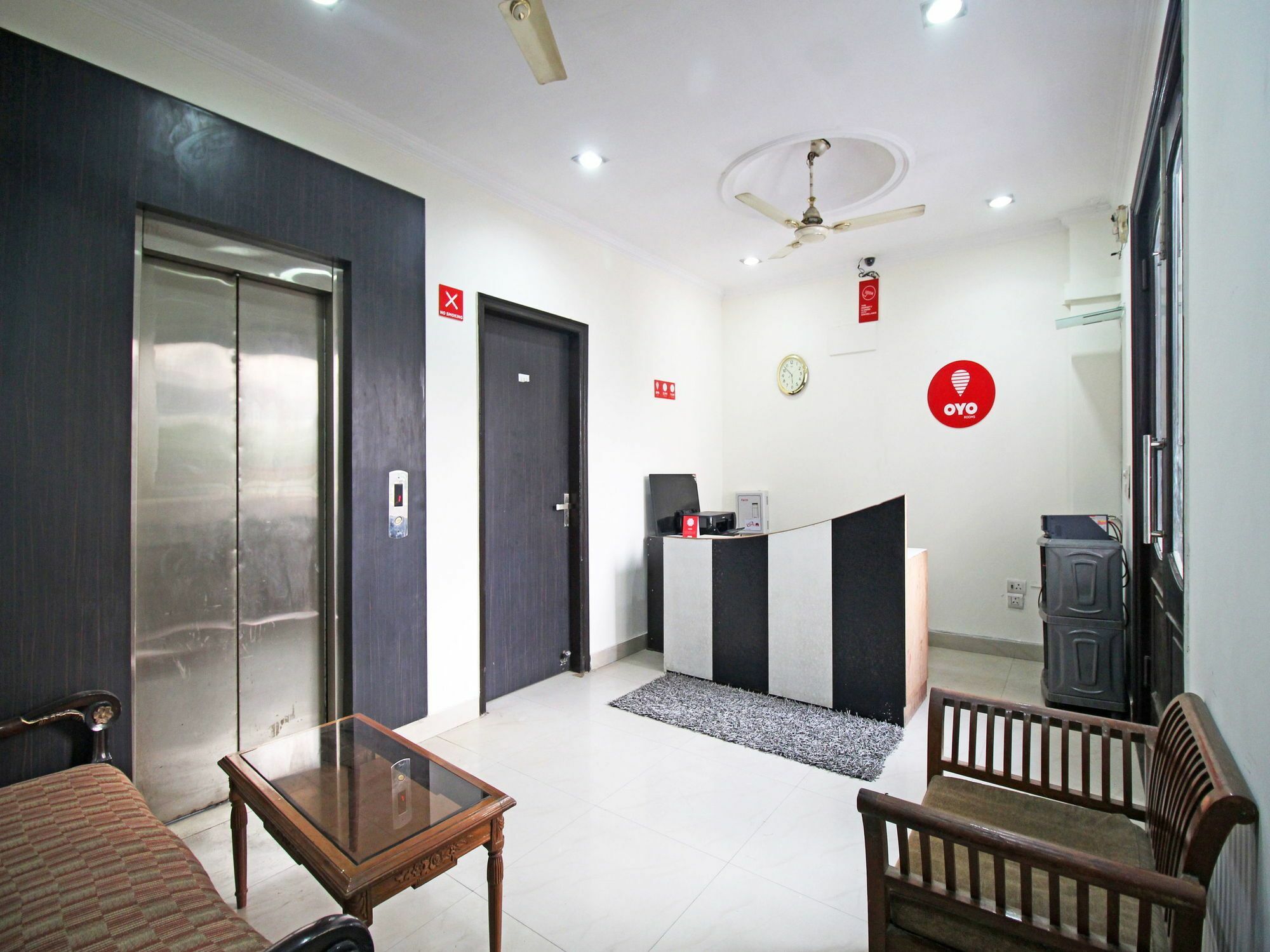 Oyo 5118 Dreams Residency 2*