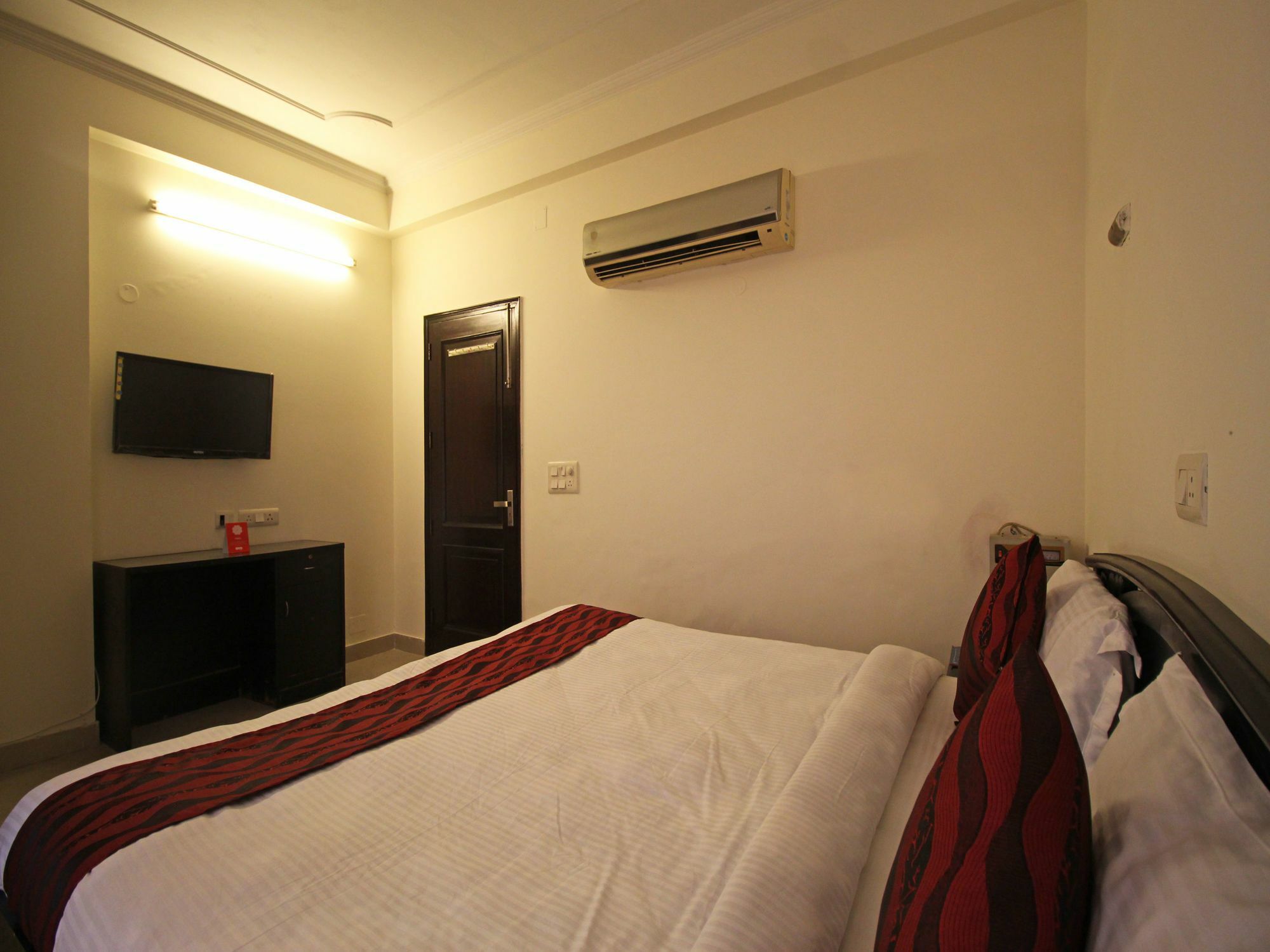 Oyo 5118 Dreams Residency 2*