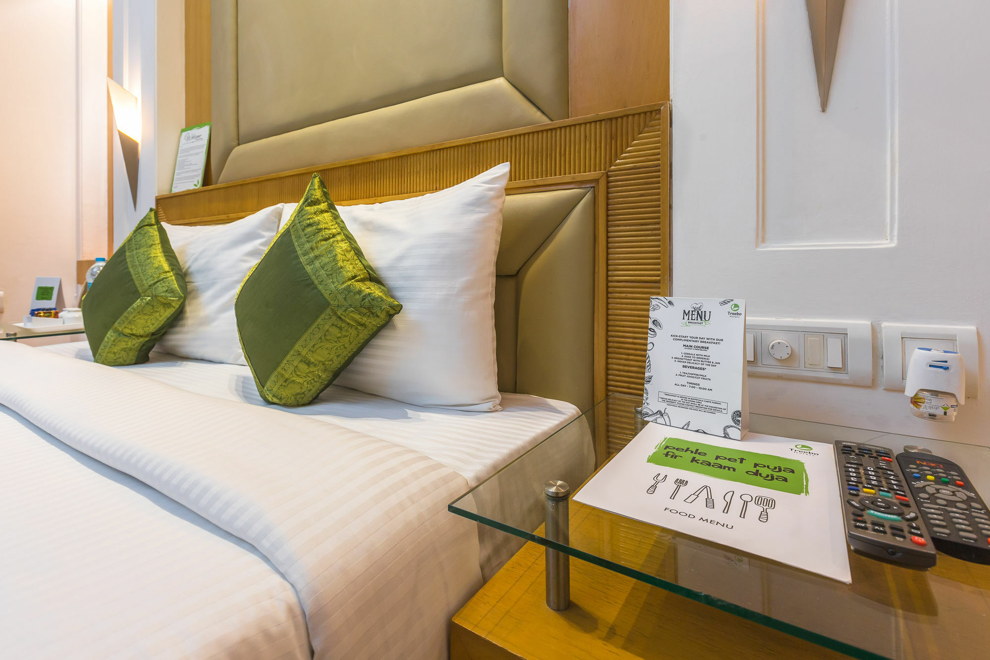 Hotel Oyo 9176 Aambson View Gurgaon