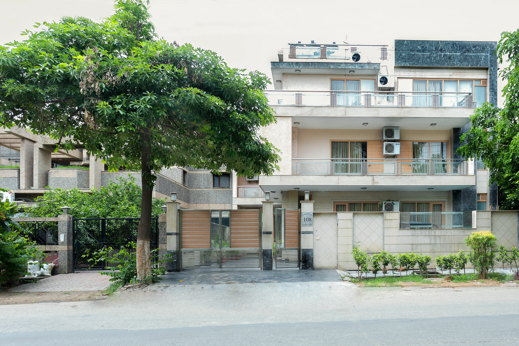 Oyo 9176 Aambson View