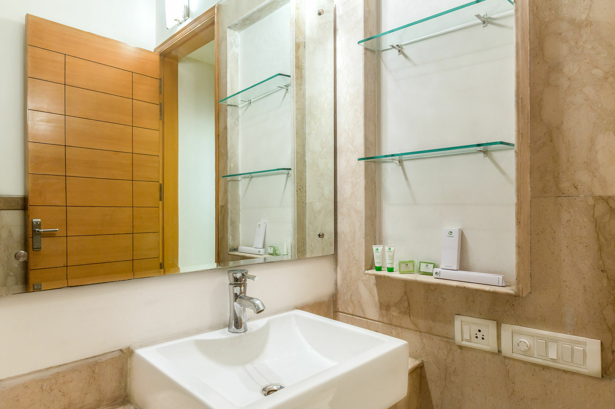 Hotel Oyo 9176 Aambson View