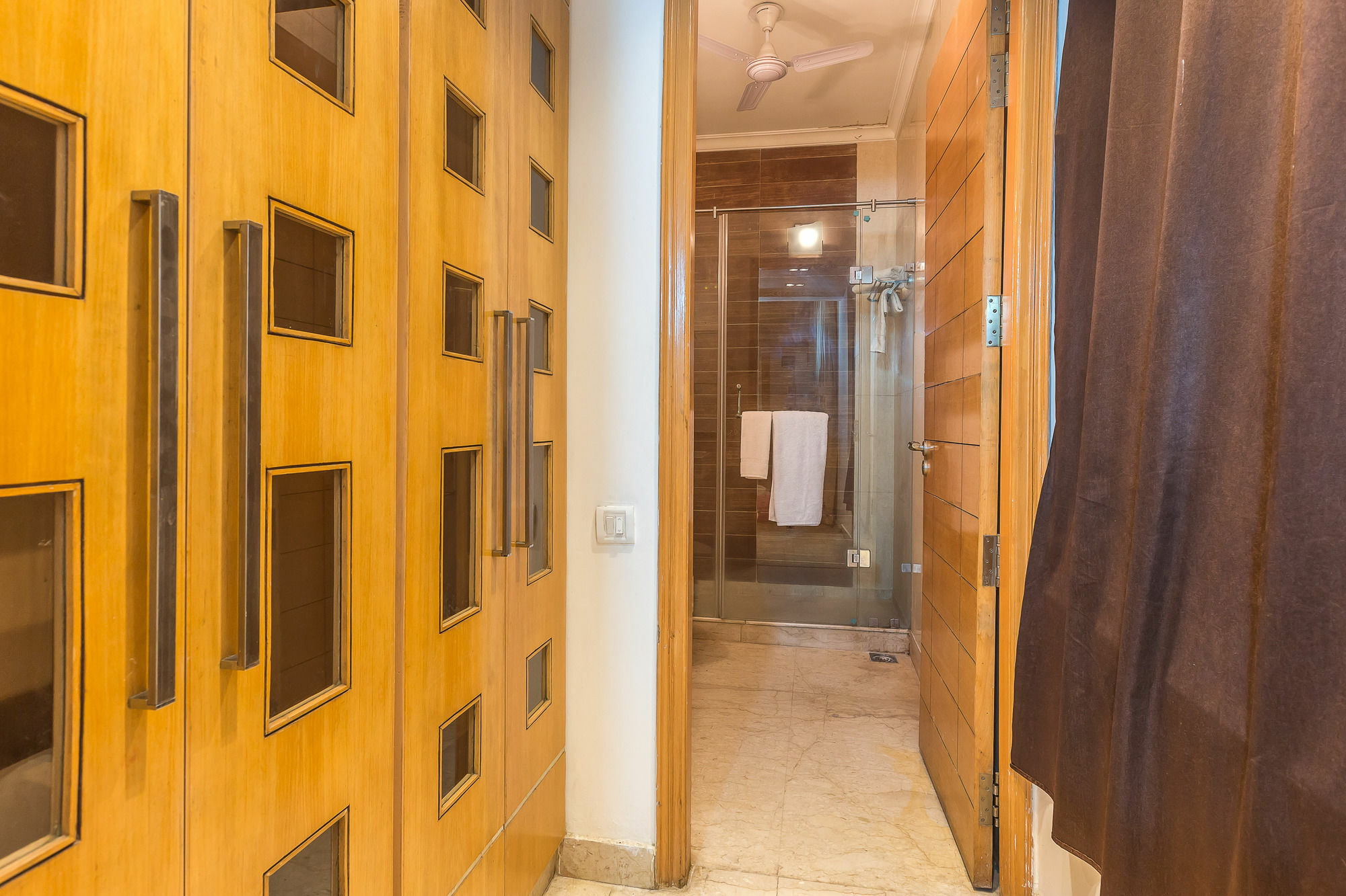 Oyo 9176 Aambson View Hotel