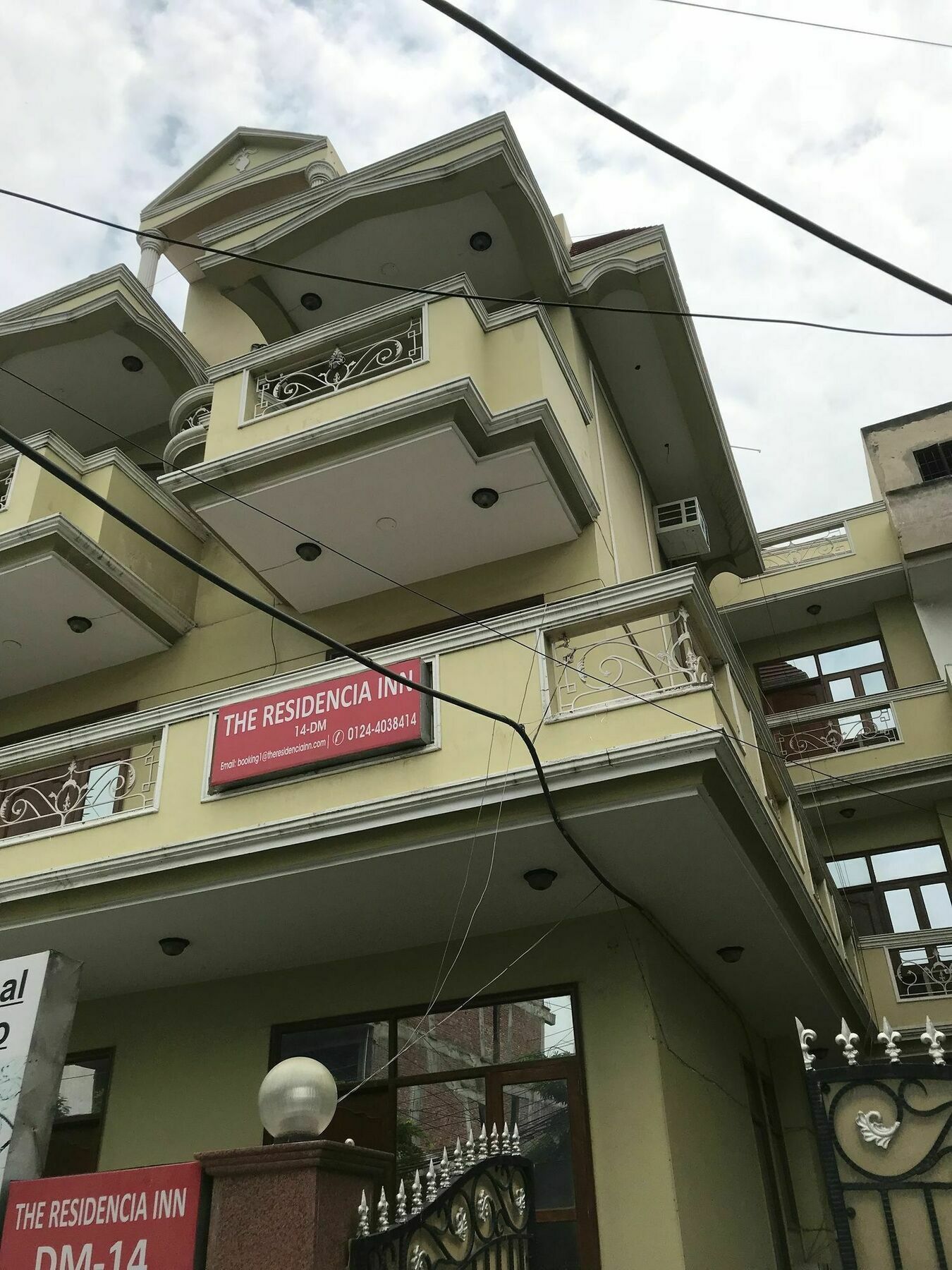 Guest house The Residencia Gurgaon