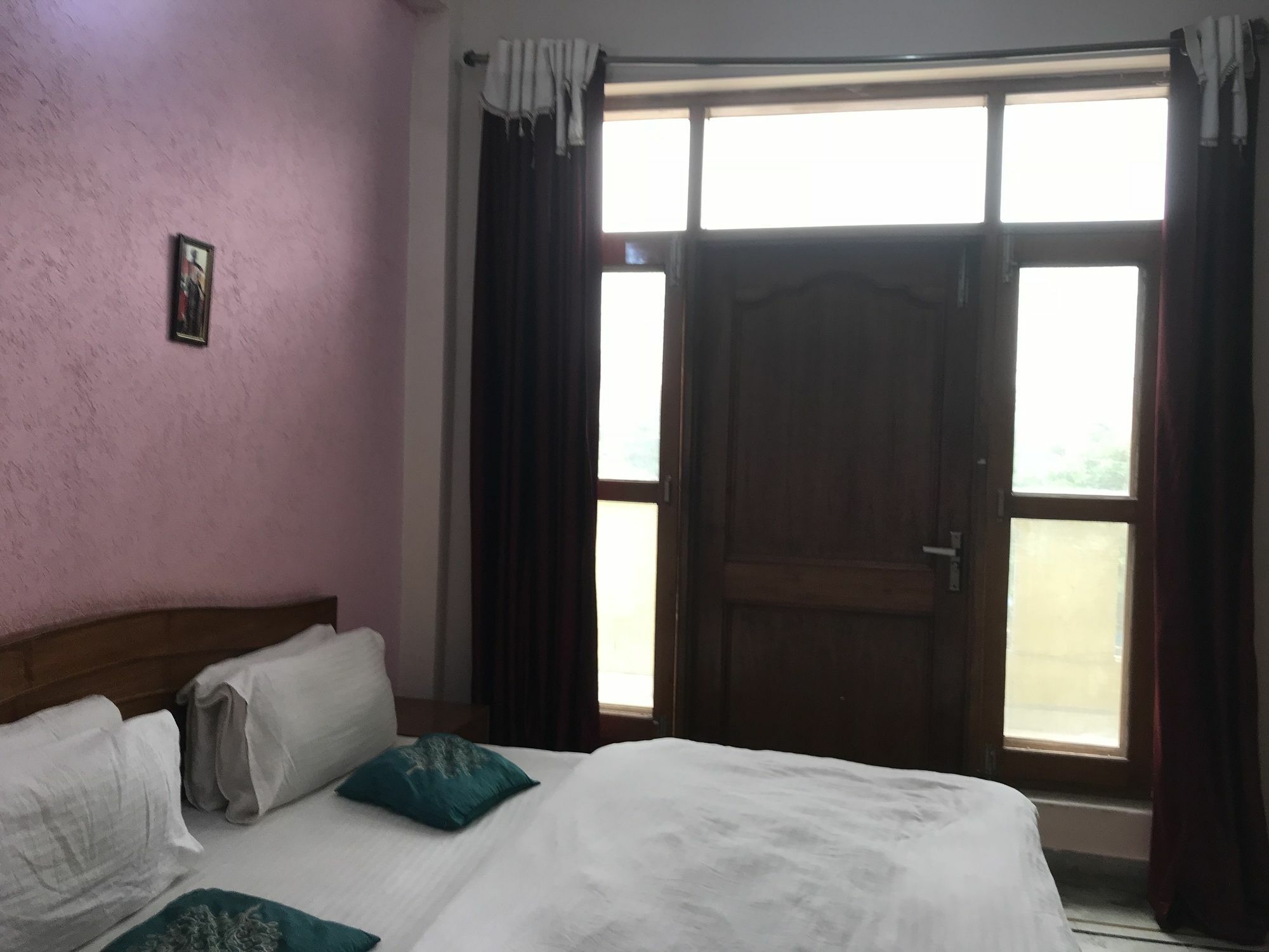 The Residencia Guest house