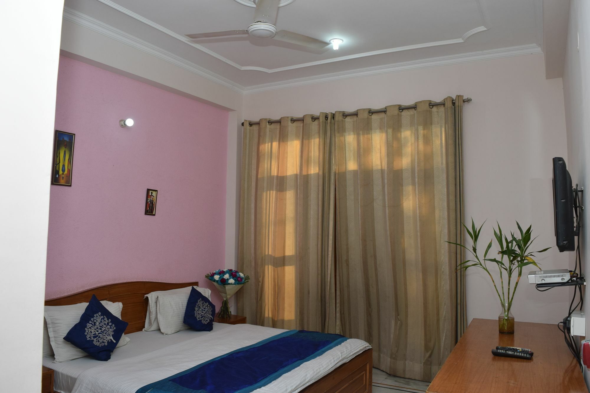 The Residencia Guest house