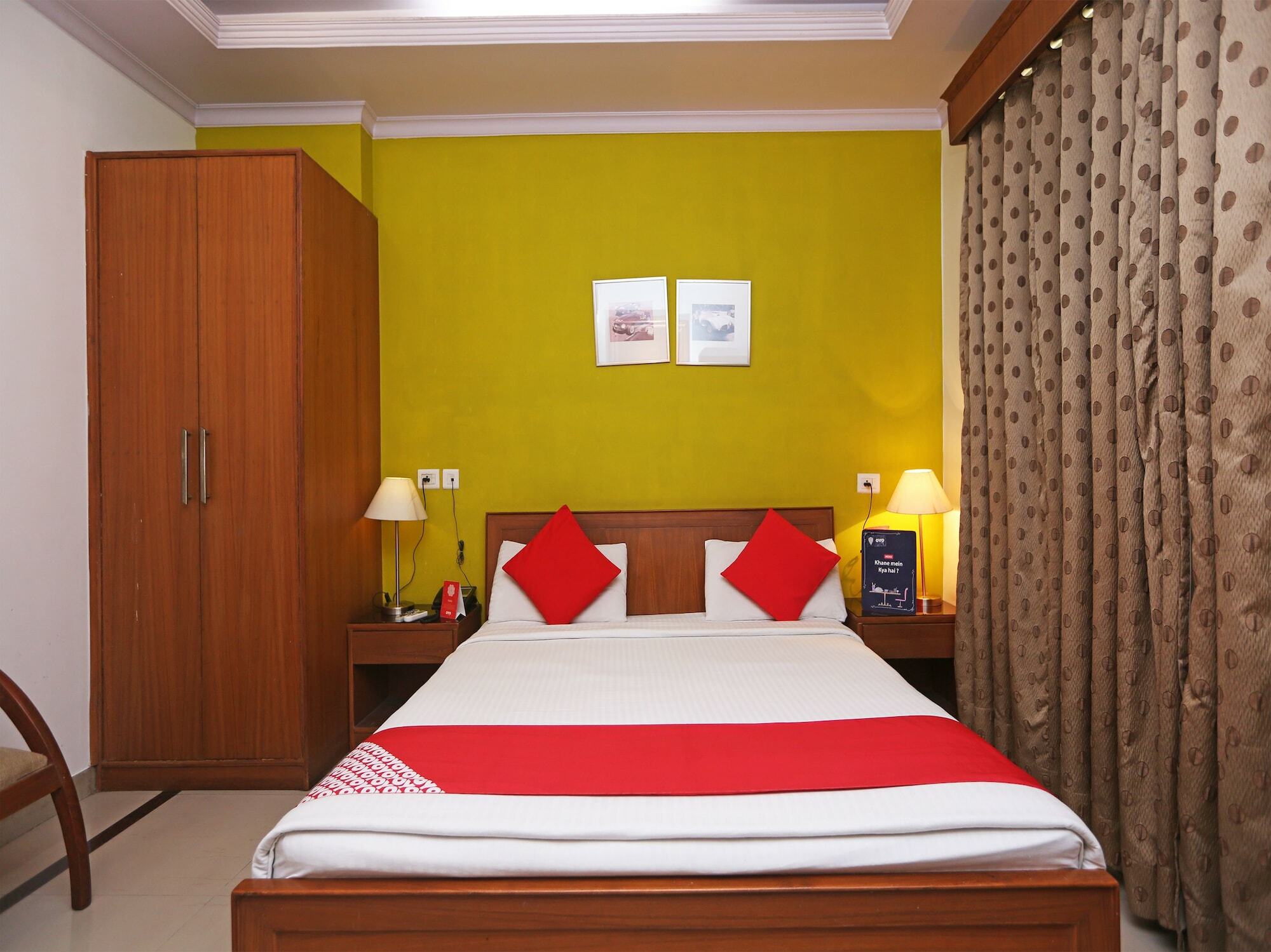 Oyo 22398 Premium Hotel