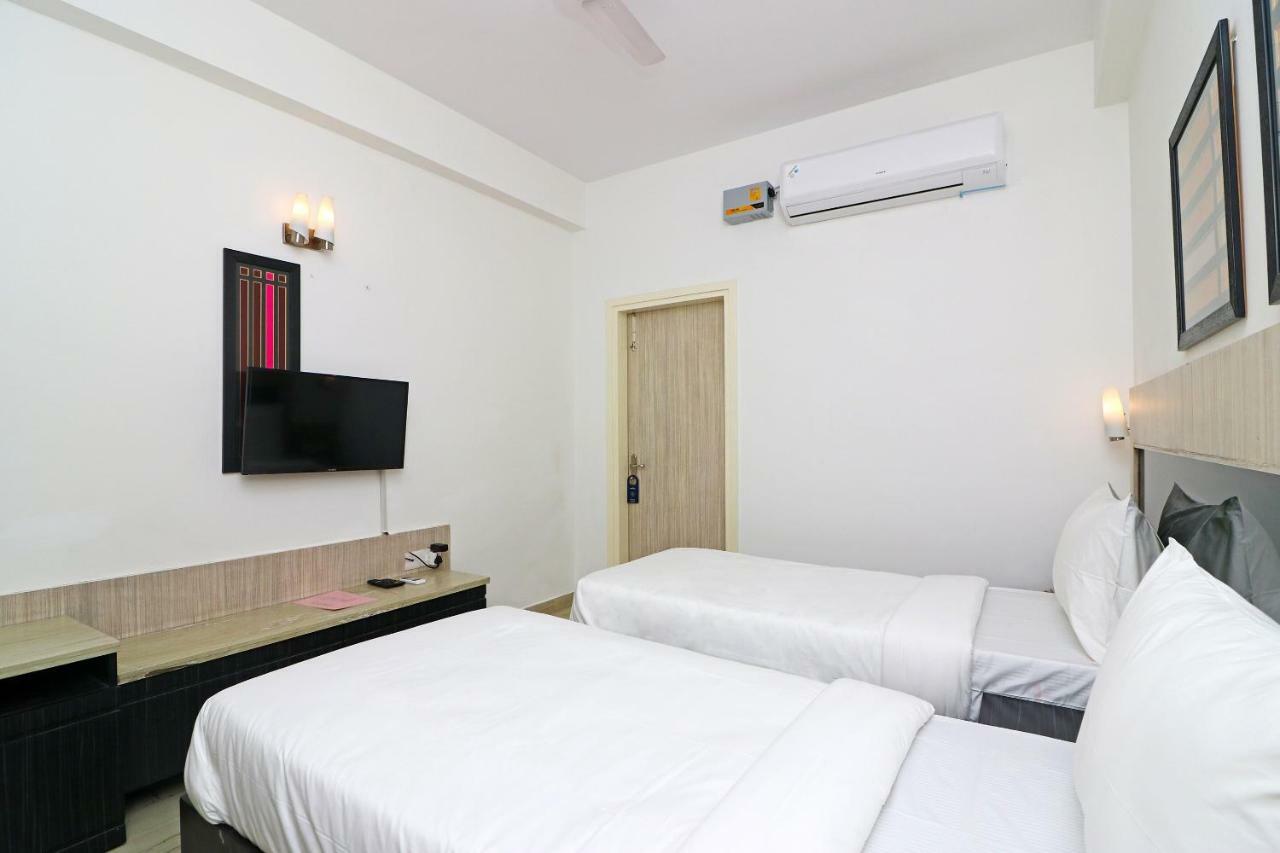 Hotel Silverkey Executive 20016 Huda Centre 3*