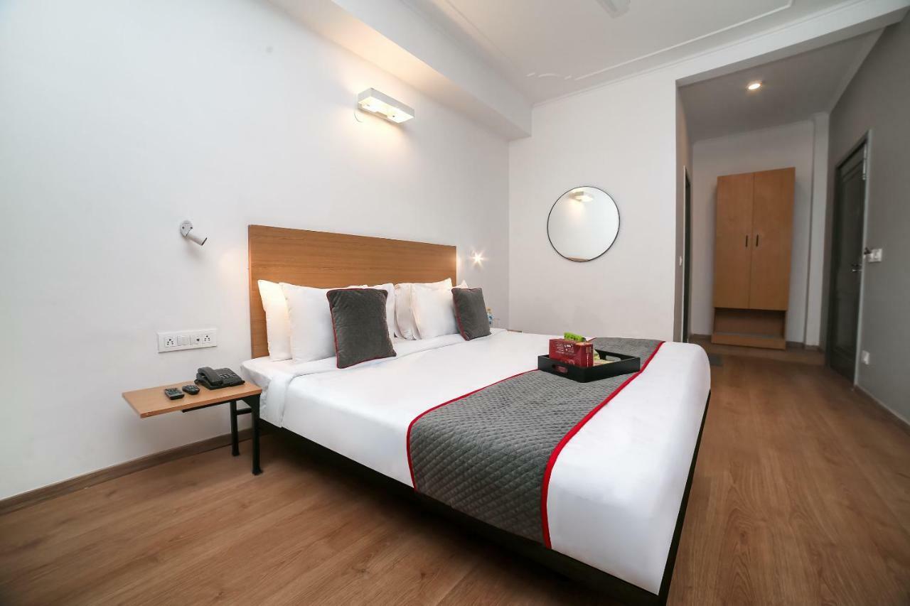 Oyo Townhouse 62 Cyber Hotel 3*