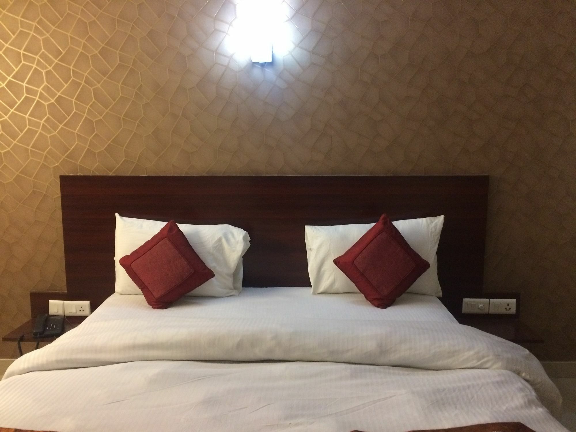 D's Mezbaan Hotel