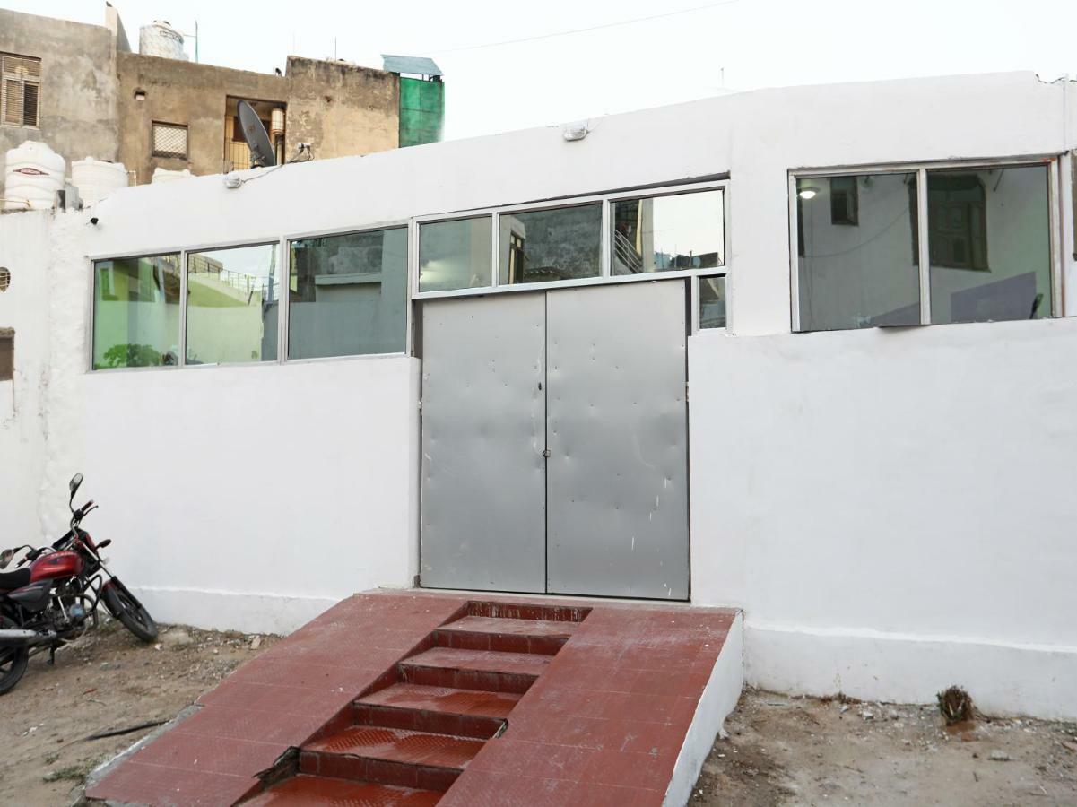 Oyo 36700 Moonlight Residency