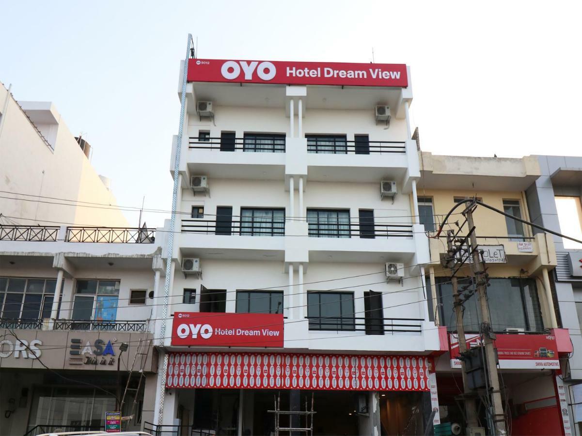 Oyo 9012 Dream View Hotel 3*
