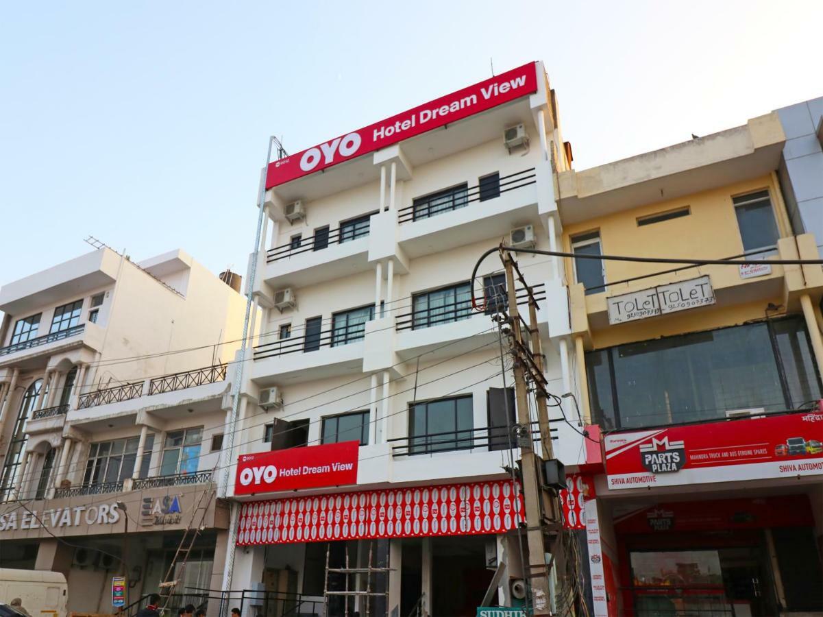 Hotel Oyo 9012 Dream View