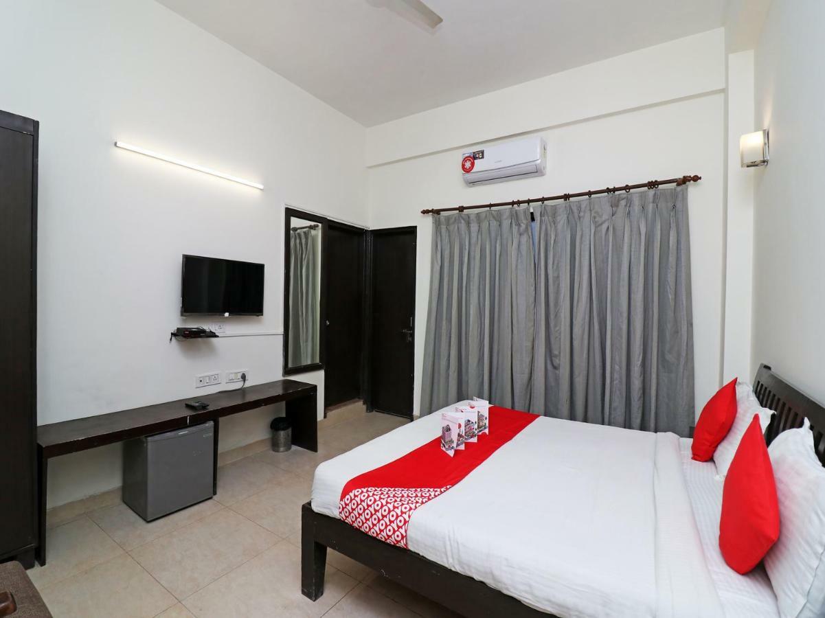 Hotel Oyo 9012 Dream View 3*