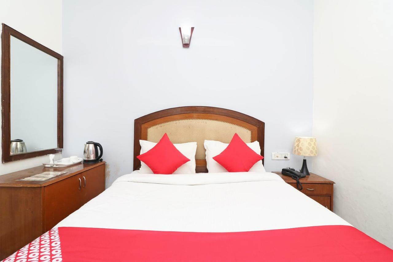 Birdhouse 3* Gurgaon