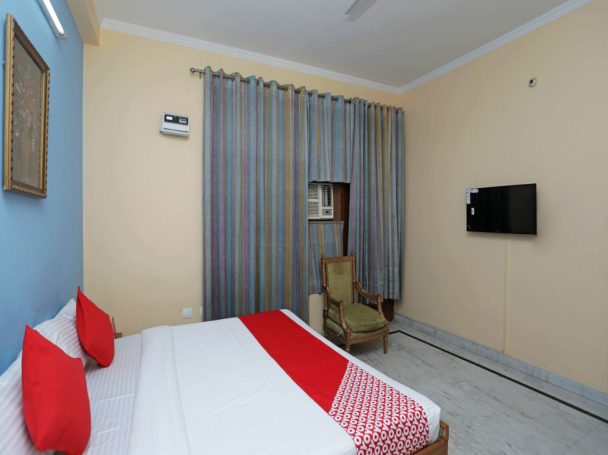 Oyo 12194 Jm Residency Hotel