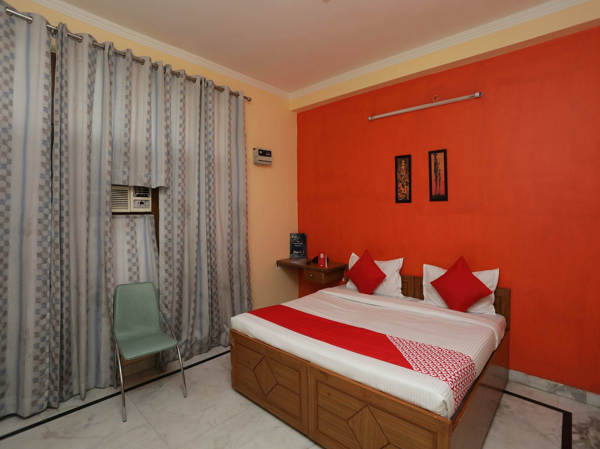 Oyo 12194 Jm Residency Hotel