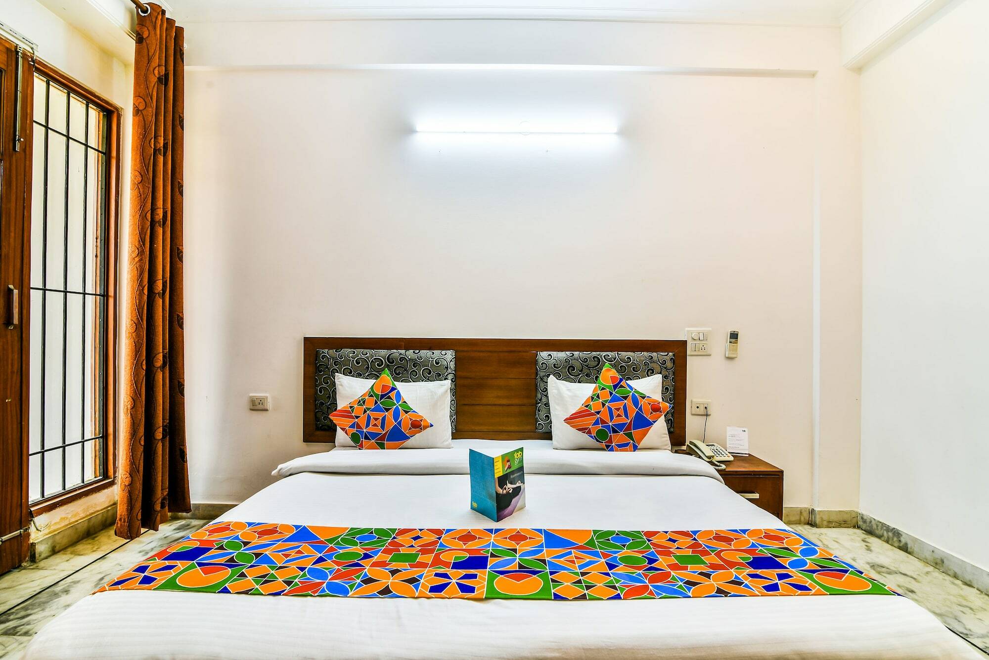 Fab Residency Hotel 3*
