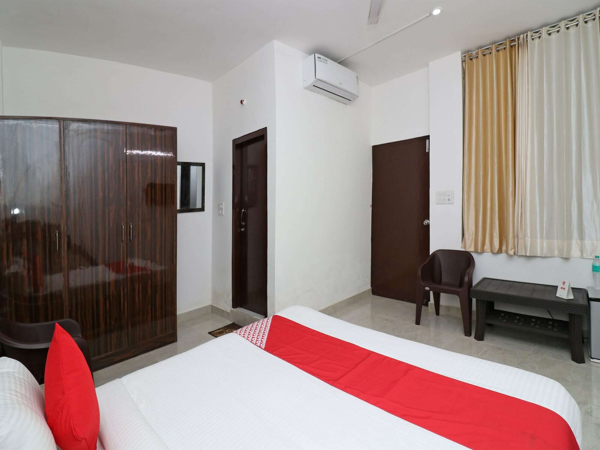 Hotel Oyo 22584 Rv Homes 2*