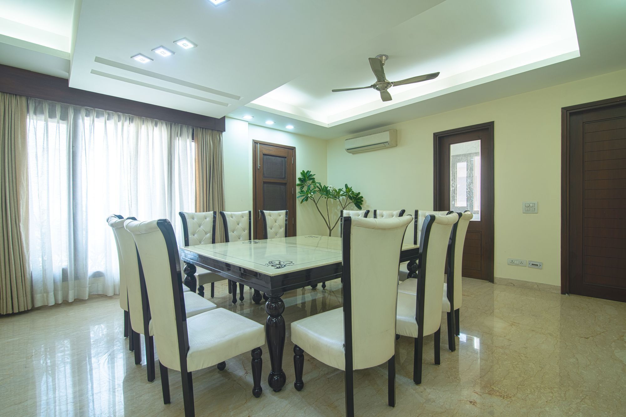 Perch Arbor Sohna Road Guest house Gurgaon