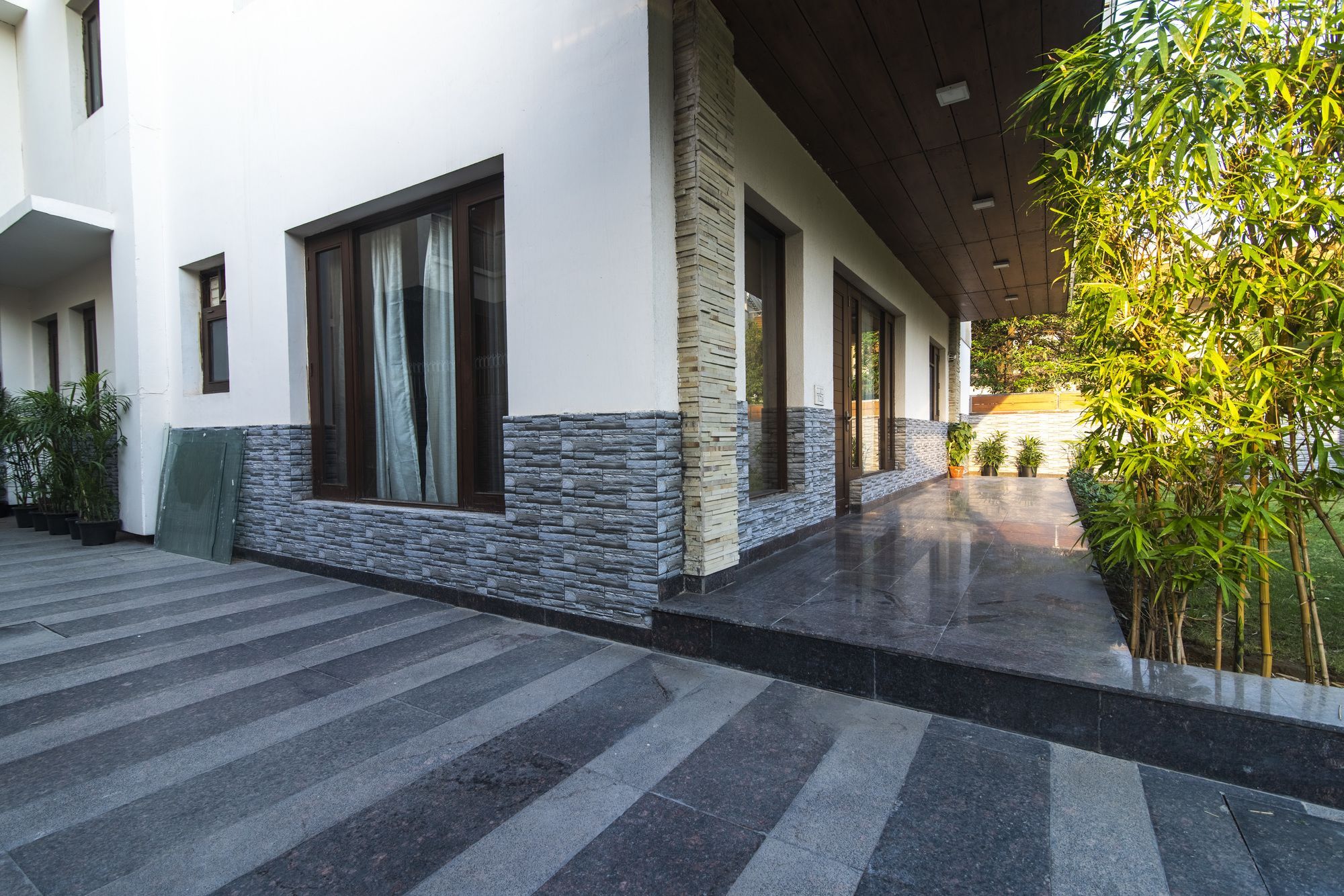 Perch Arbor Sohna Road Guest house