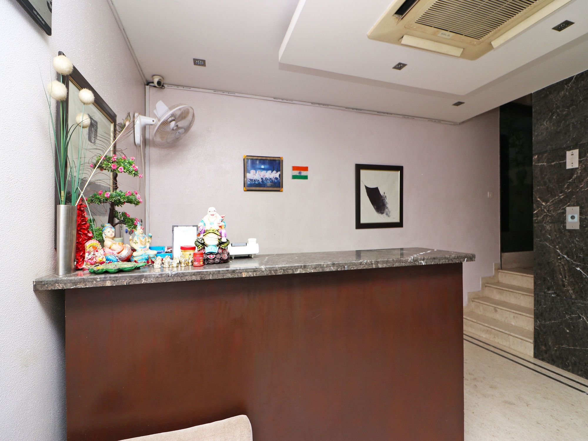 Oyo 15503 Corporate House 3* Gurgaon