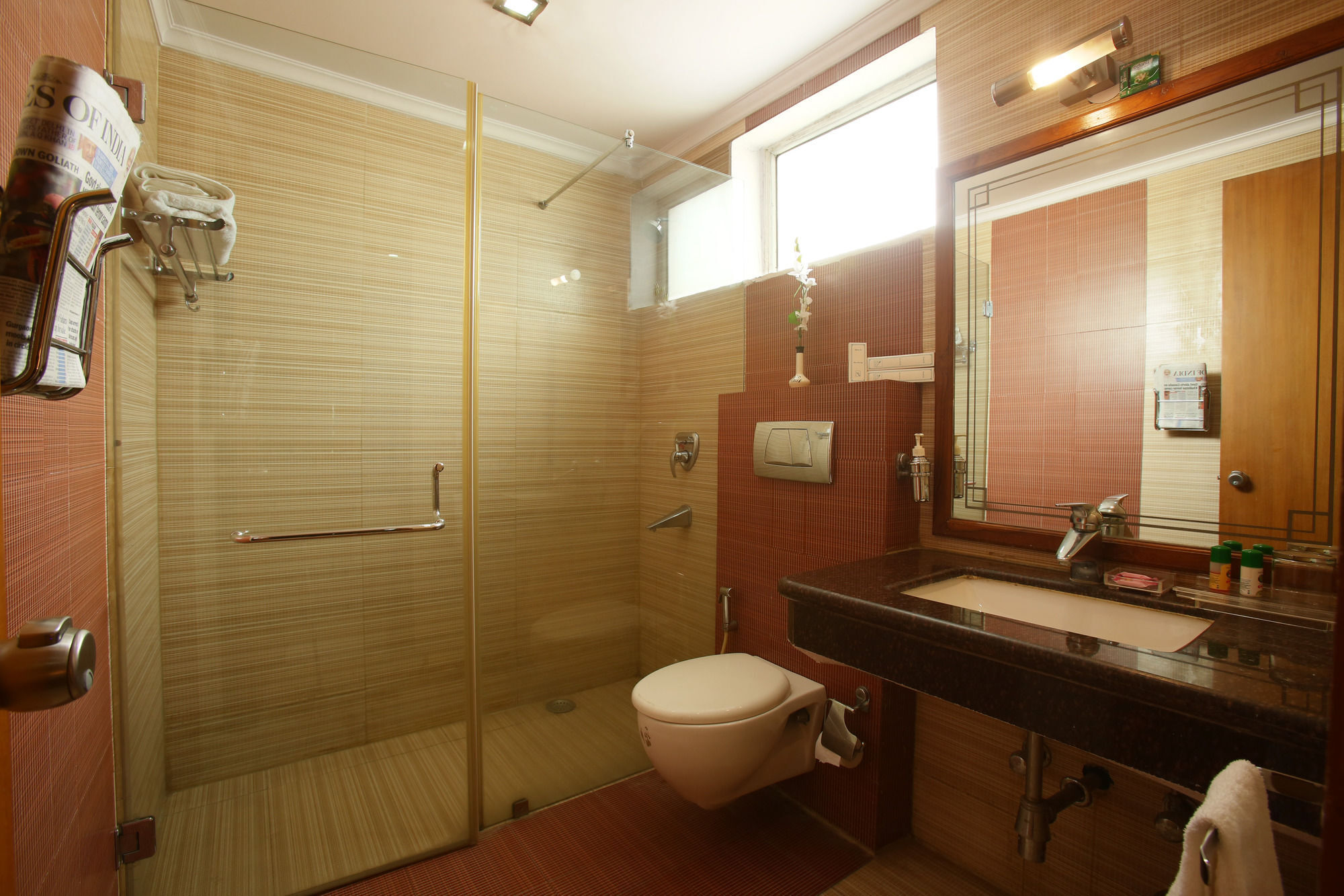 Emblem Sector 14 Hotel 3*
