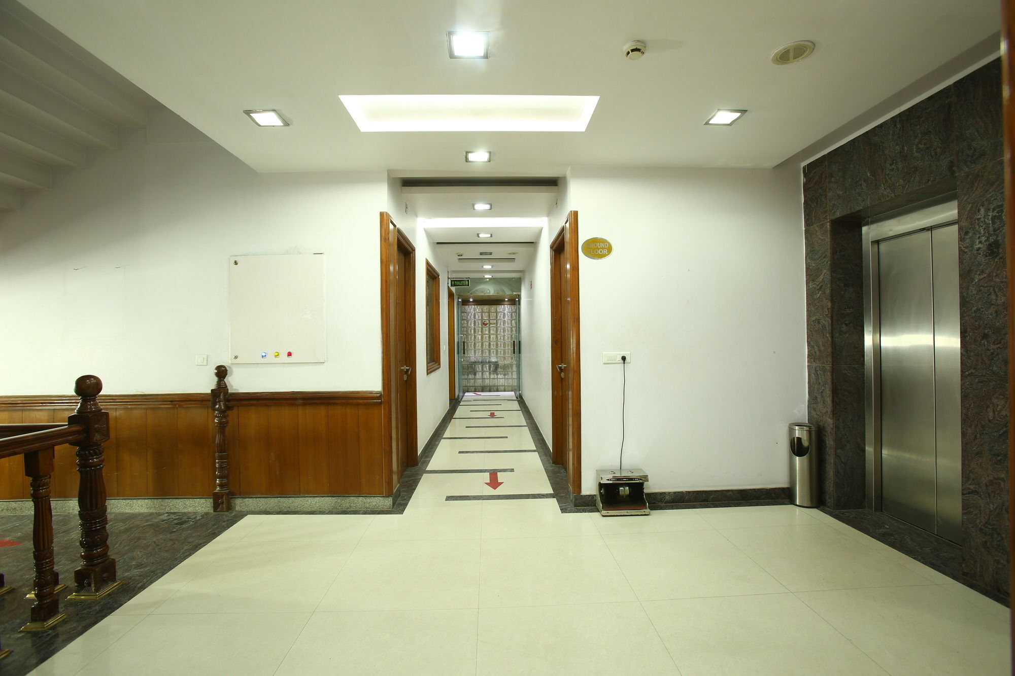 Hotel Emblem Sector 14 Gurgaon