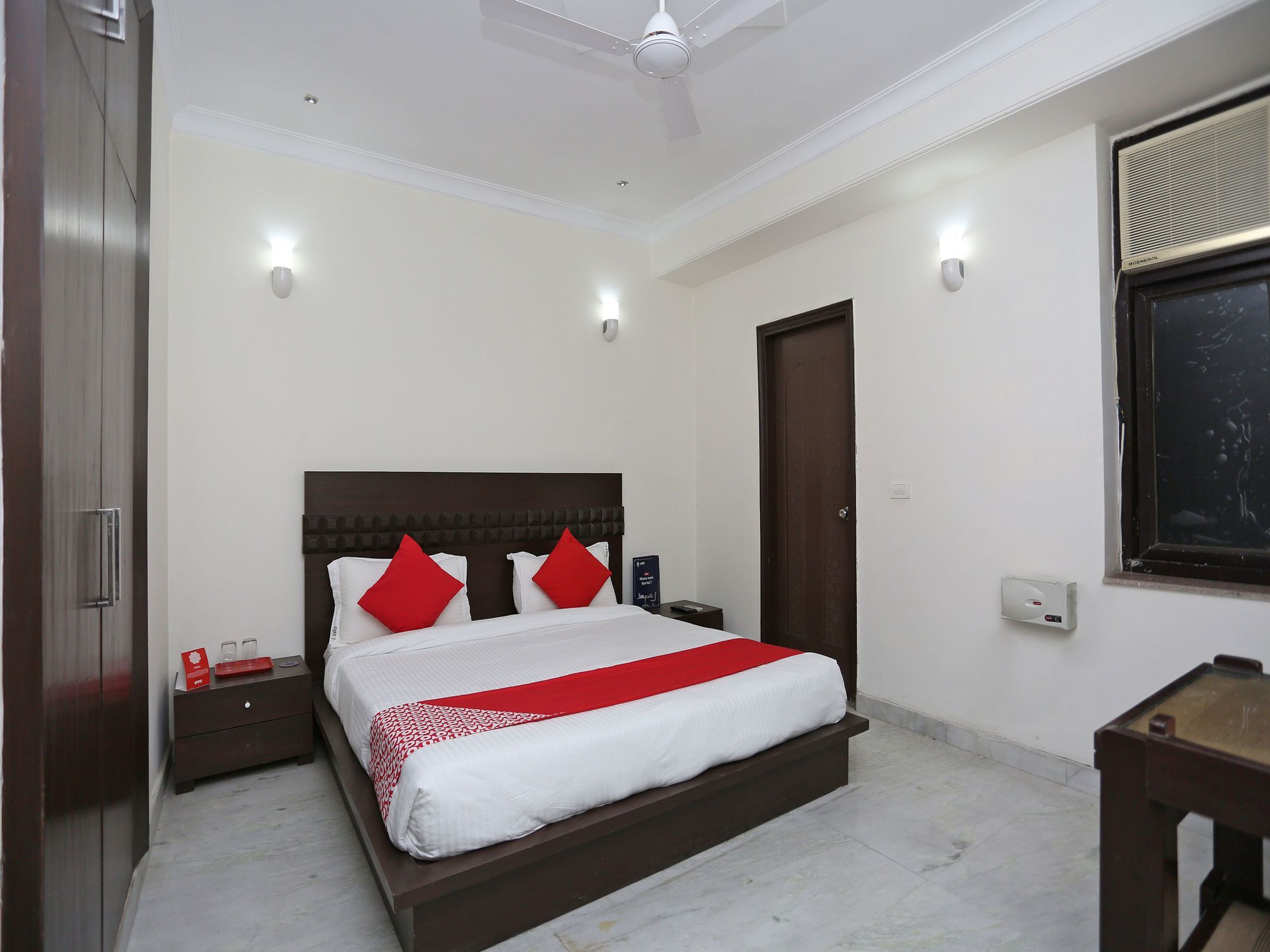 Oyo 15822 Ryan Residency 3* Gurgaon
