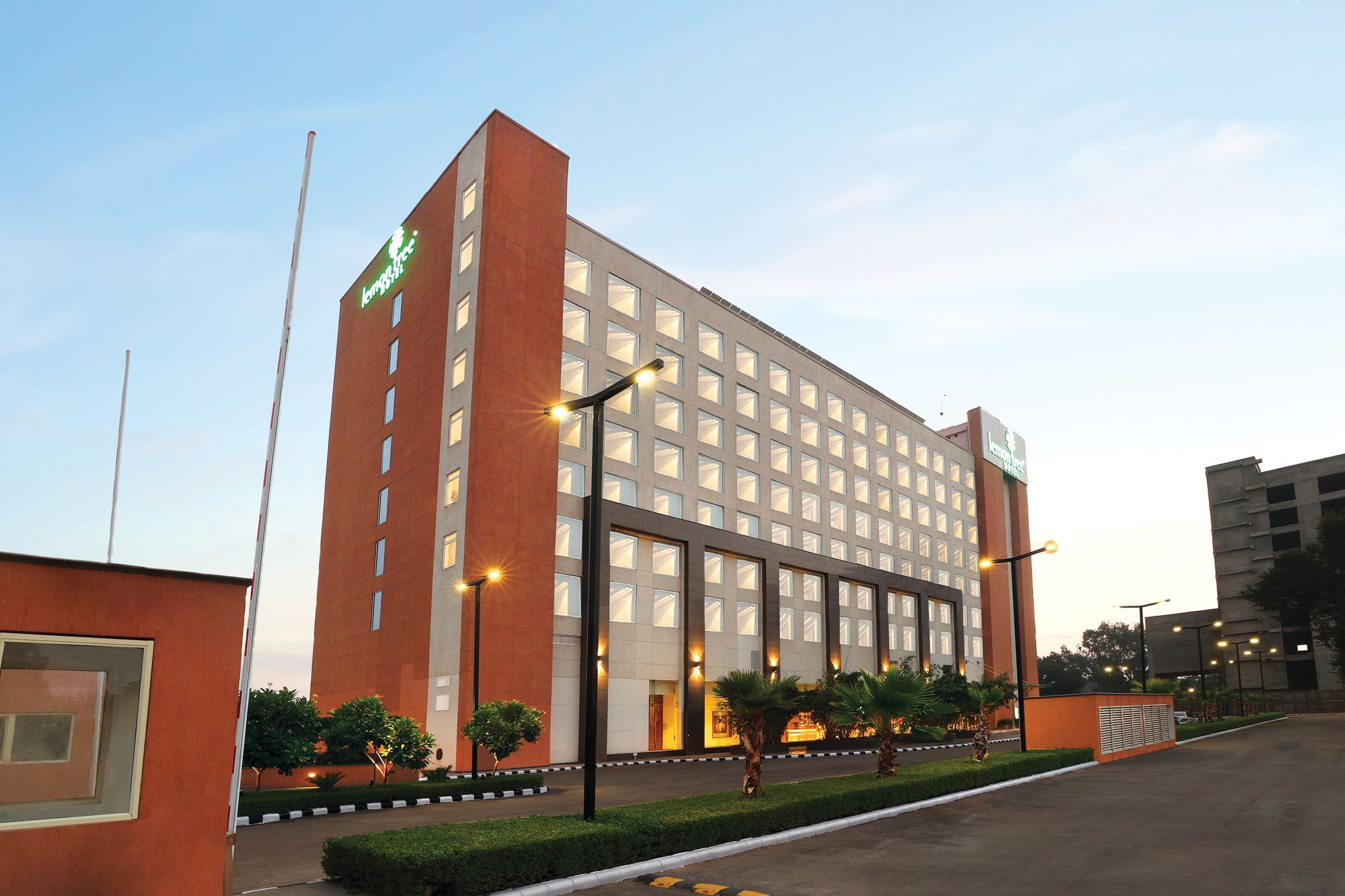 Lemon Tree Sohna Road Hotel