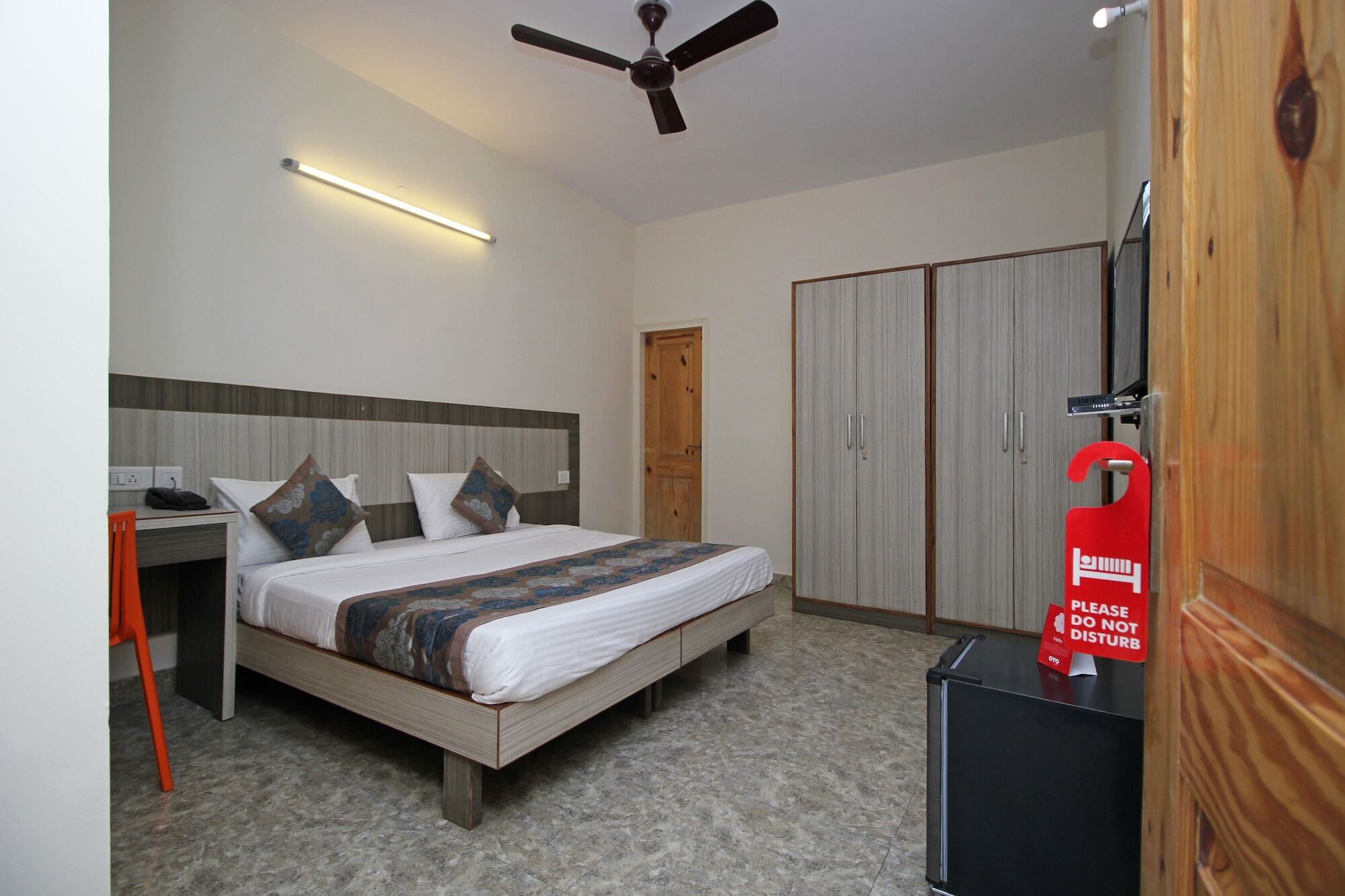 Homely Near Sector 31 Hotel Gurgaon