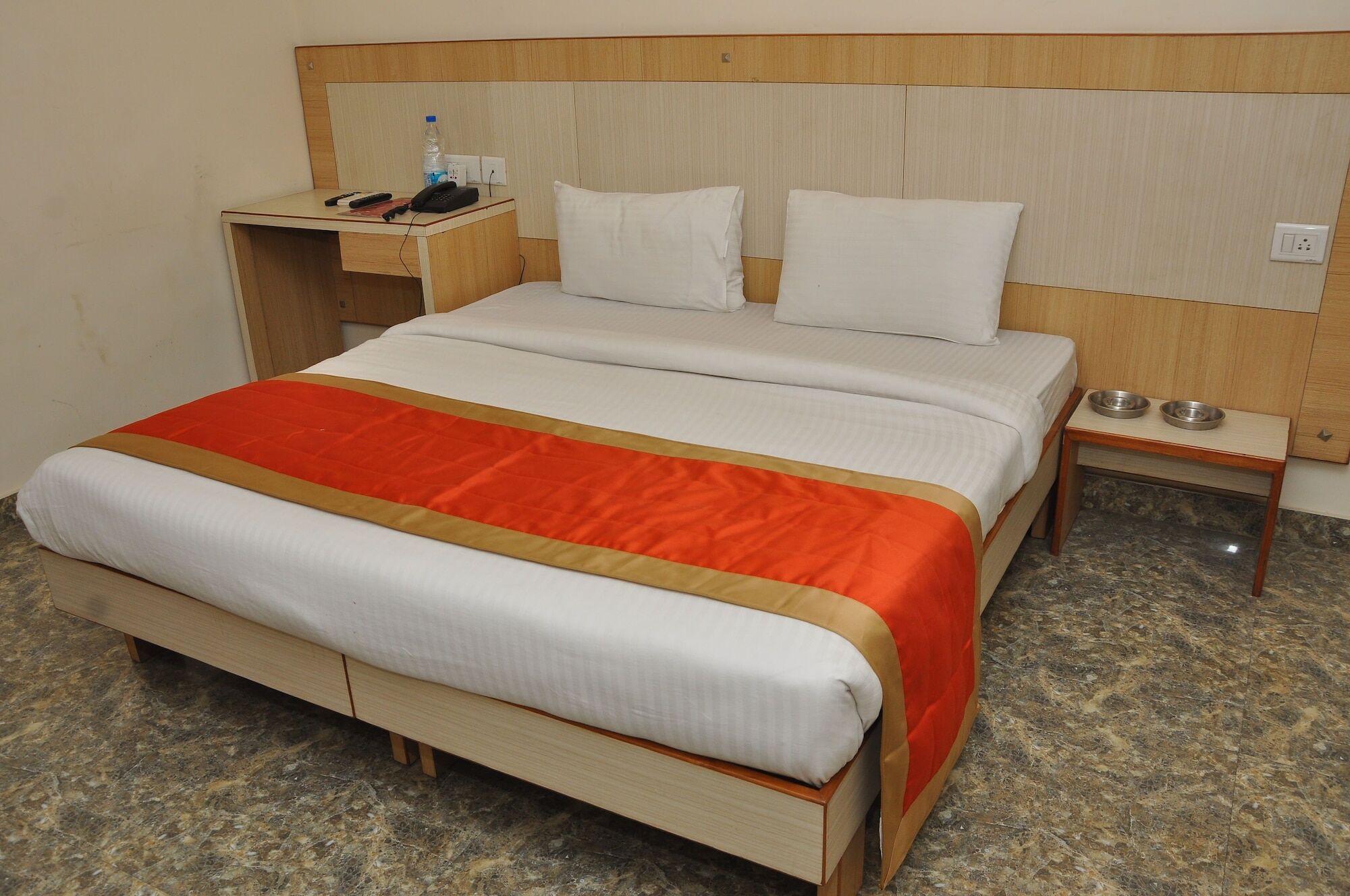 Hotel Homely Near Sector 31 Gurgaon