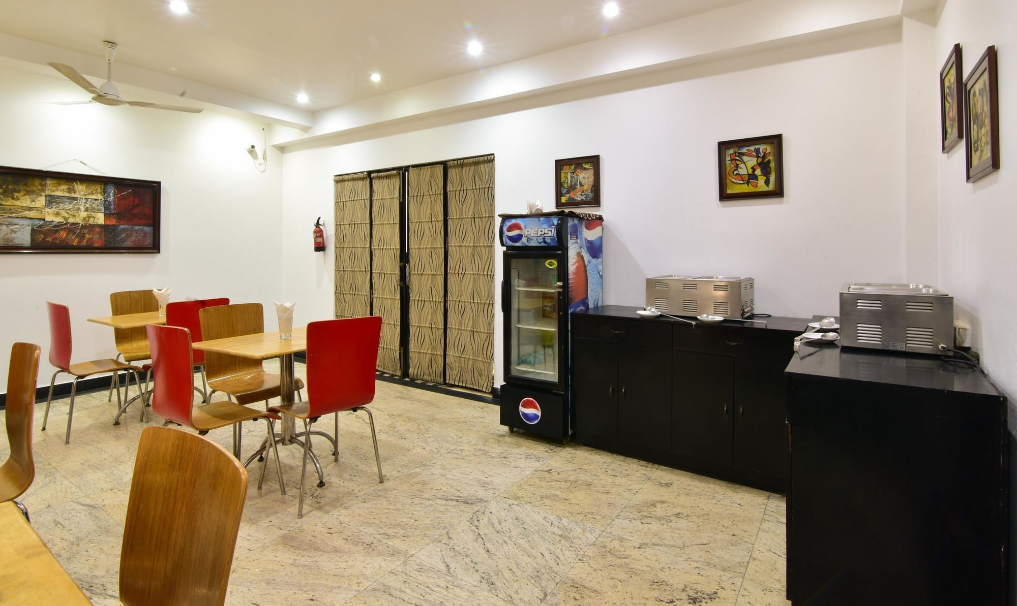 Hotel Itsy By Treebo - Aayu Residency