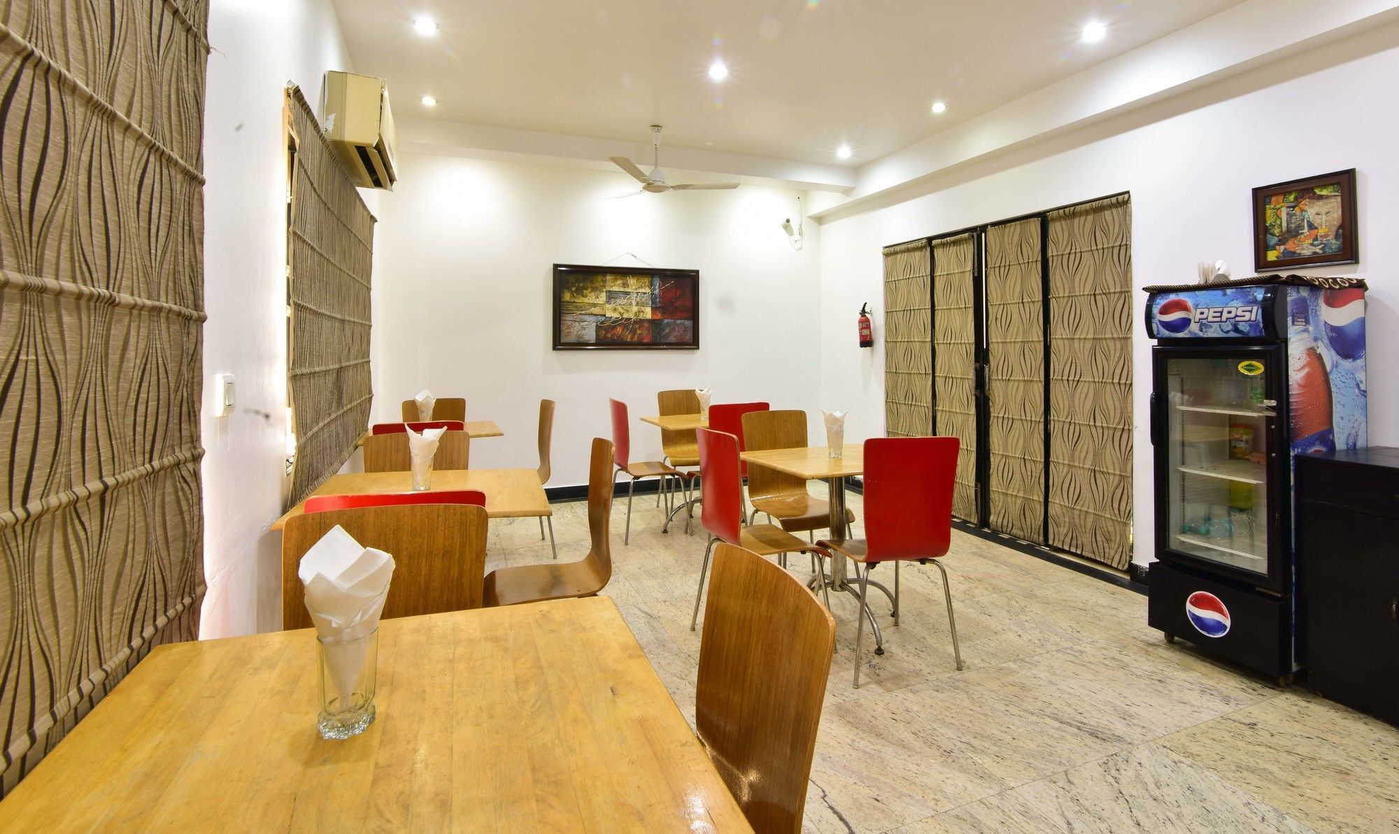 Itsy By Treebo - Aayu Residency Gurgaon