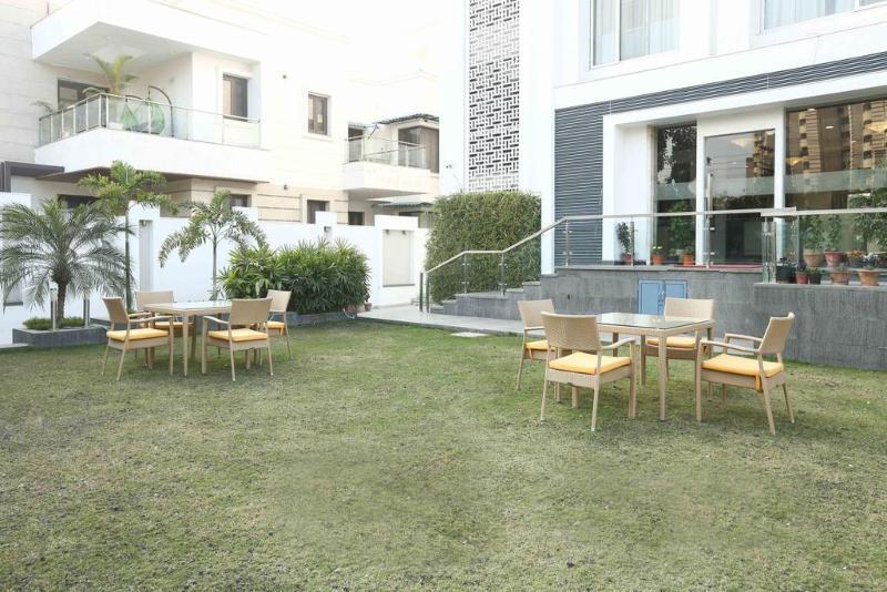 Treebo Premium Eden Residency Gurgaon