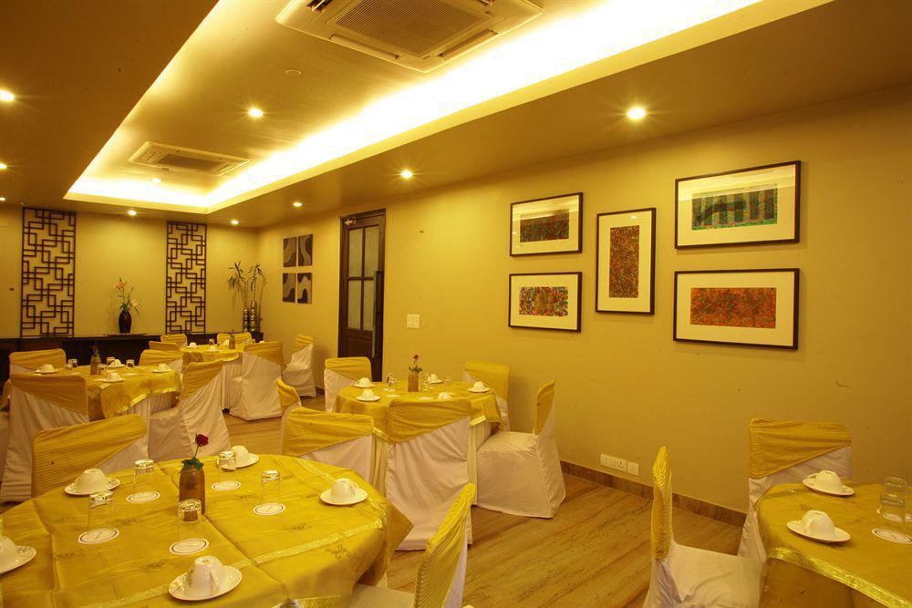​justa 4* Gurgaon