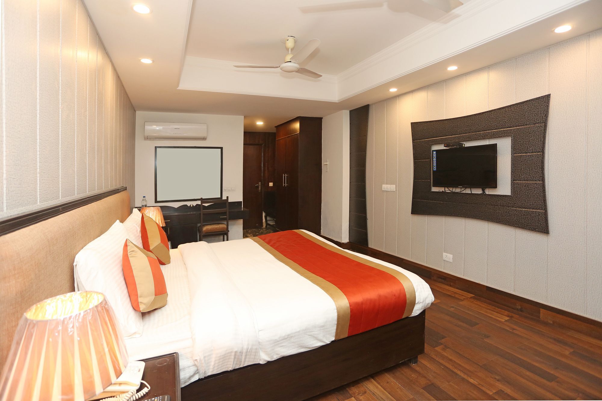 The Avenue Residency Near Leisure Valley Park Hotel Gurgaon