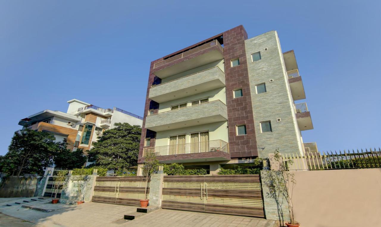 Treebo Trend Blooms Premium 3* Gurgaon