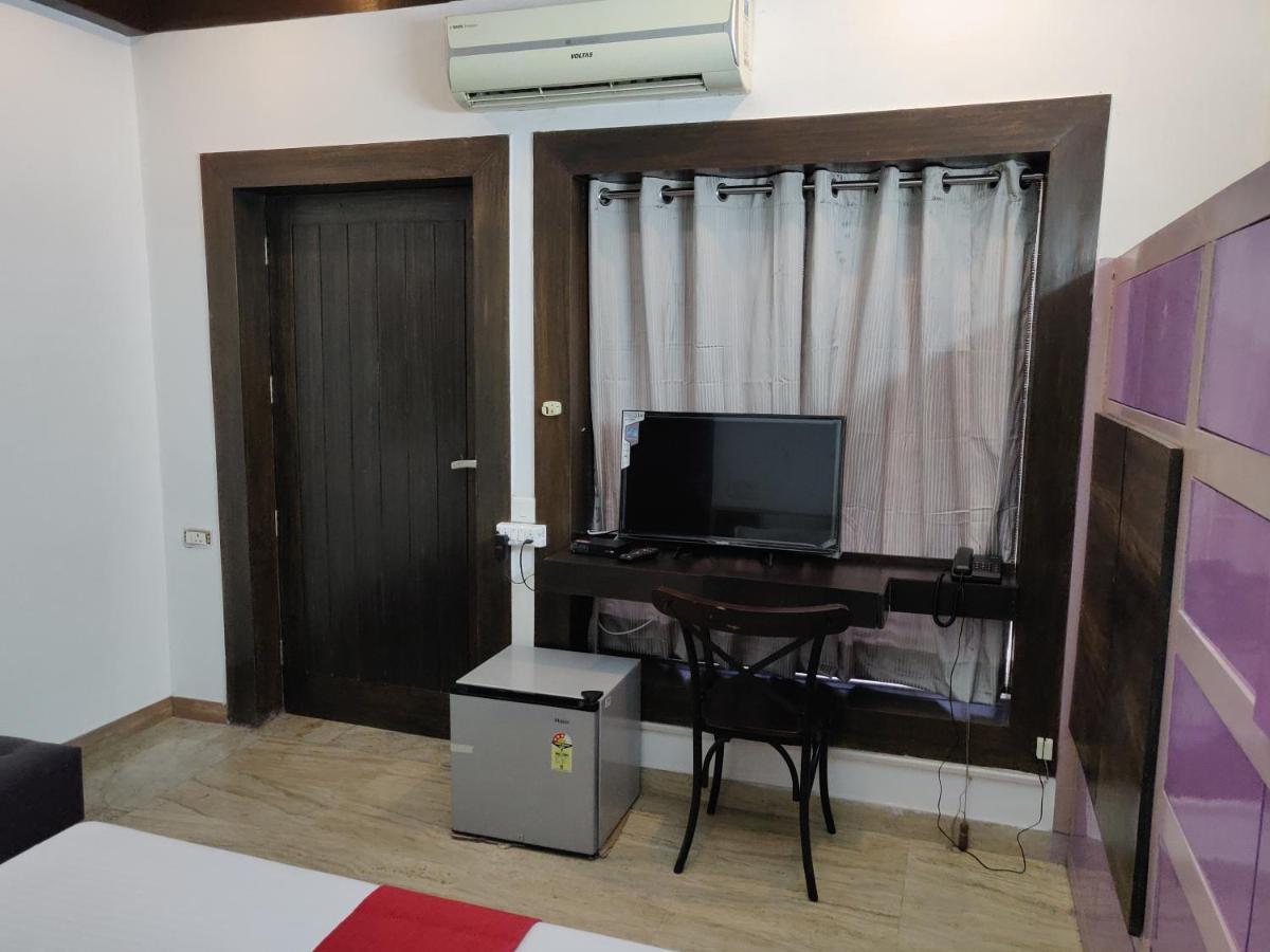 Hotel Aakritii Gurgaon
