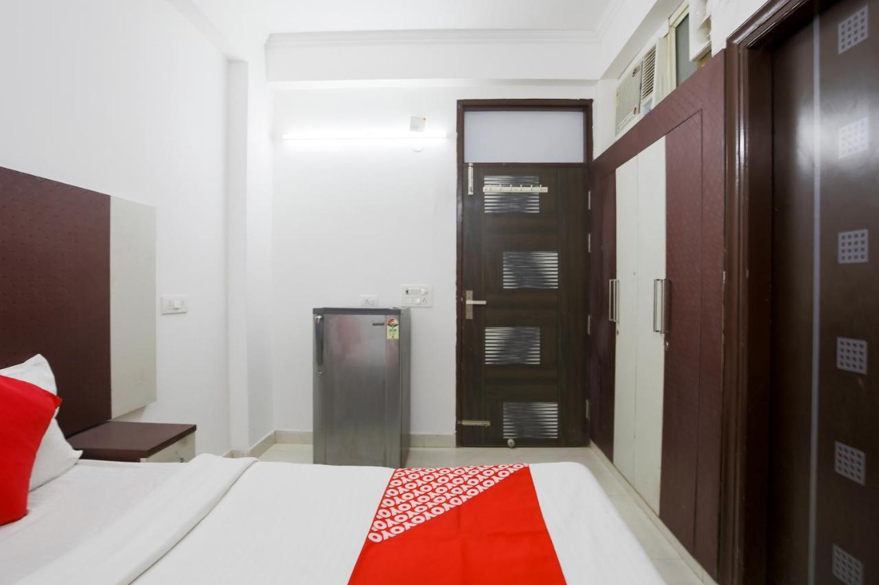 Oyo 71822 Oye 3* Gurgaon