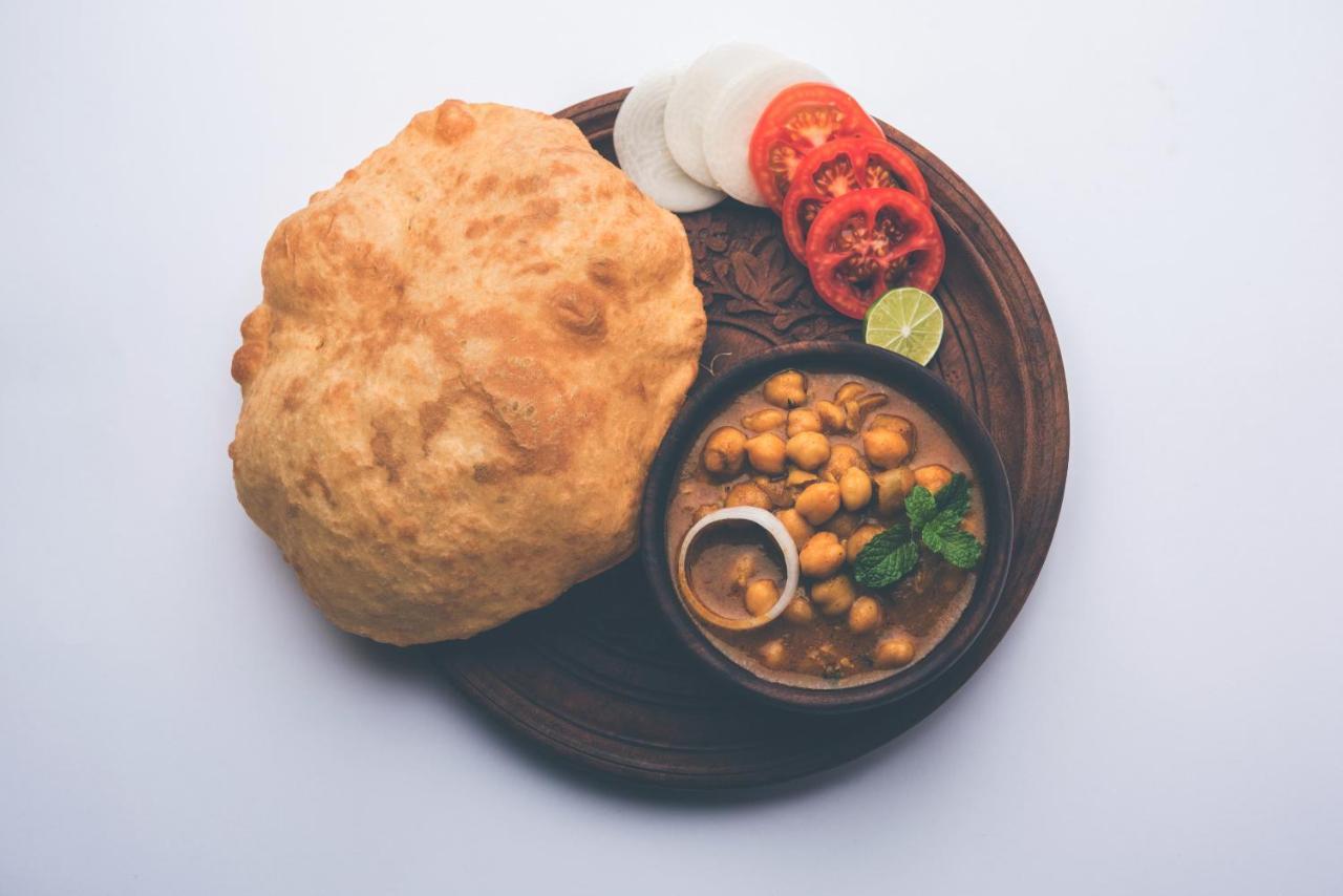 Hotel Oyo 71822 Oye Gurgaon