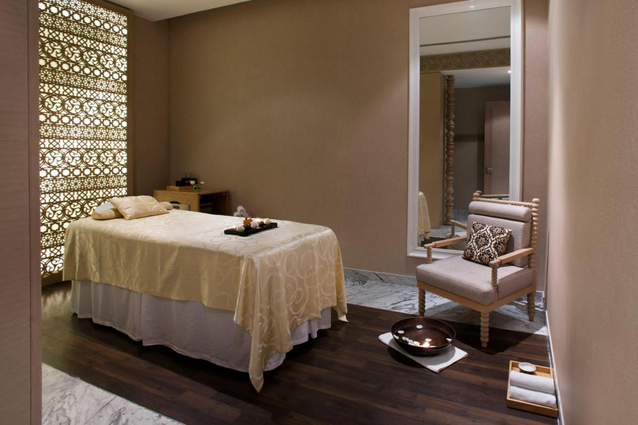 Hyatt Regency 5*