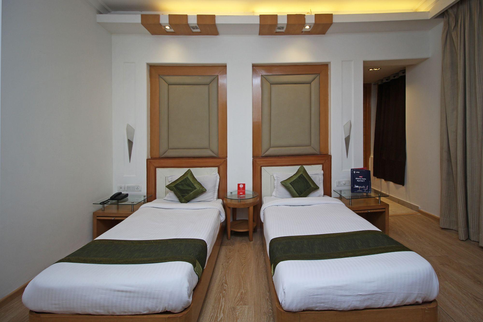 Oyo 9176 Aambson View Hotel 3*