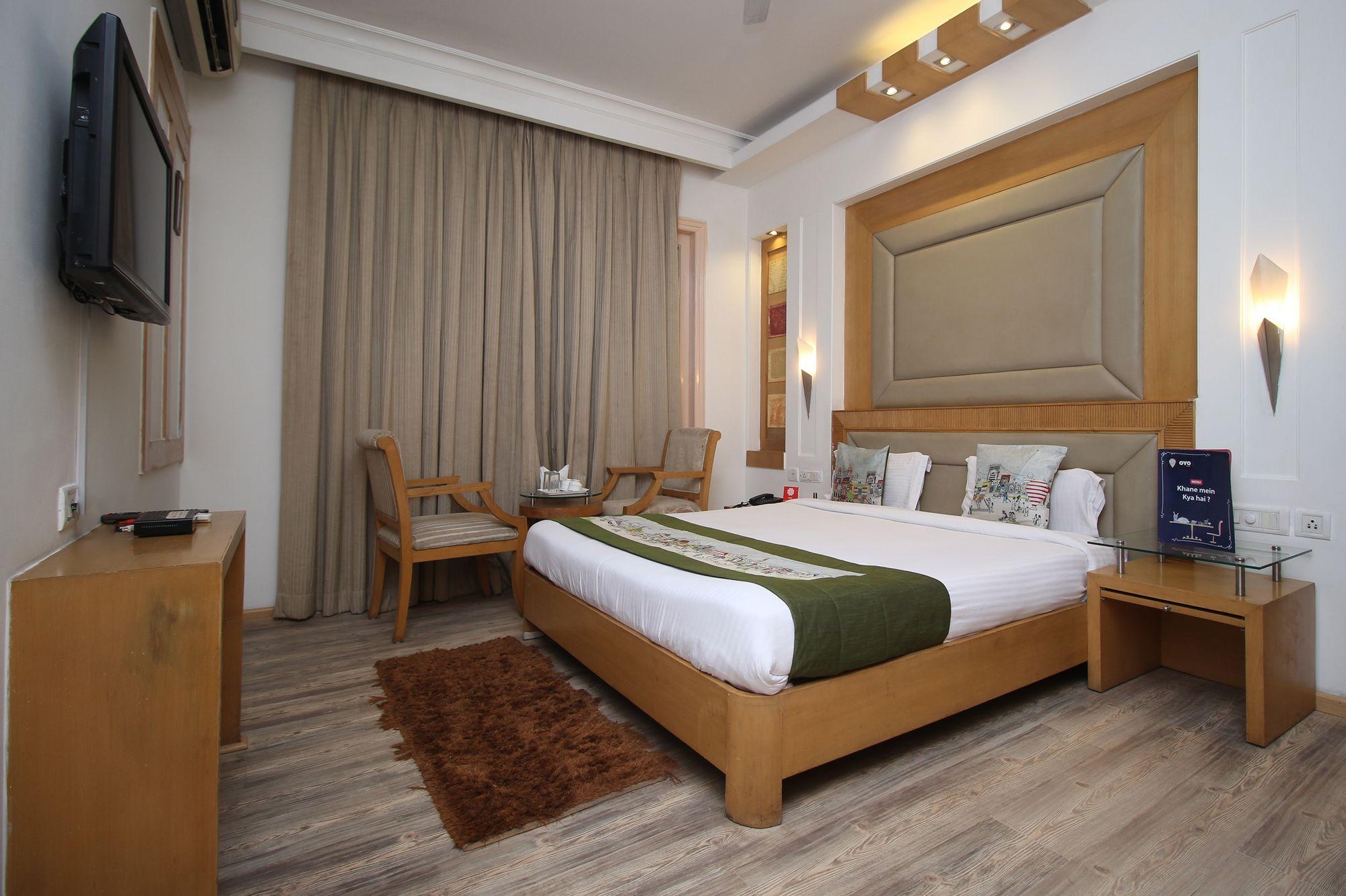 Oyo 9176 Aambson View 3*