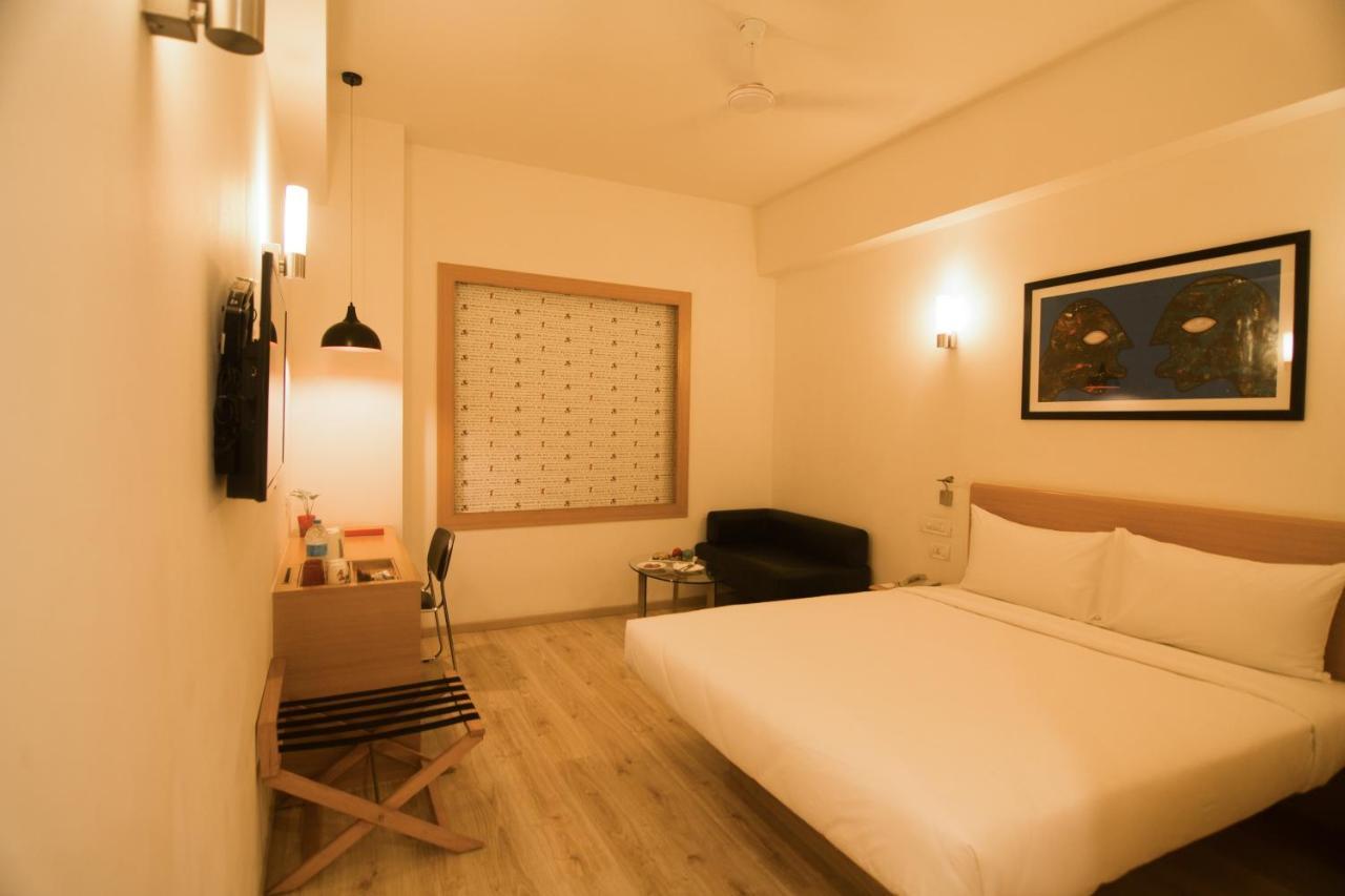 Red Fox By Lemon Tree Hotels, Sector 60, Gurugram Hotel Gurgaon