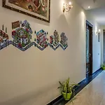 Oyo 15376 Purple Star Hotel