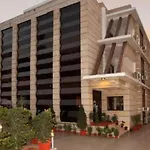 Five Elements Hotels The Claire